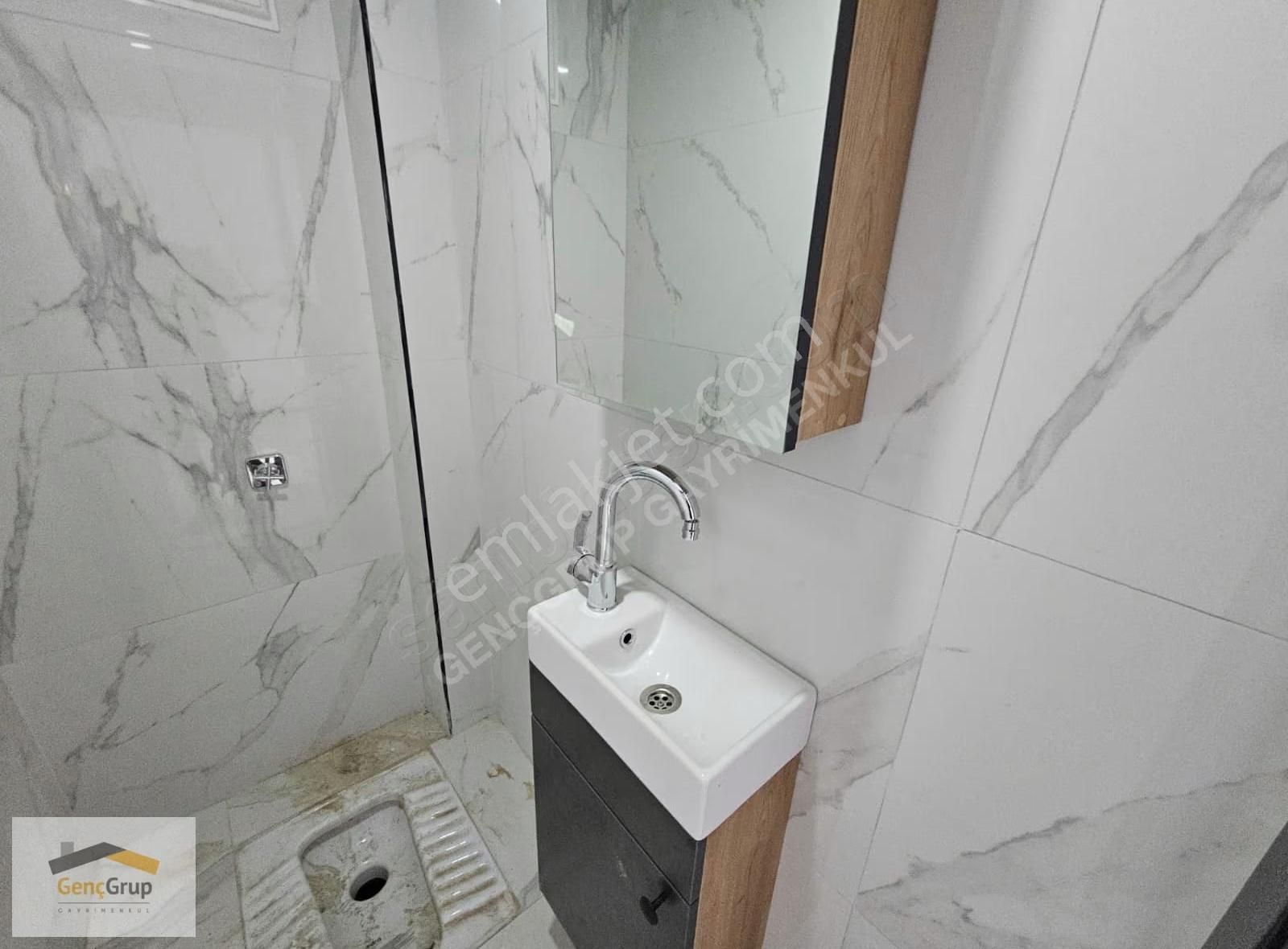 *genç Grup* Batıkent Özel Garajlı Yerden Isıtma E.banyo Lüx 5+1 - Görsel 7