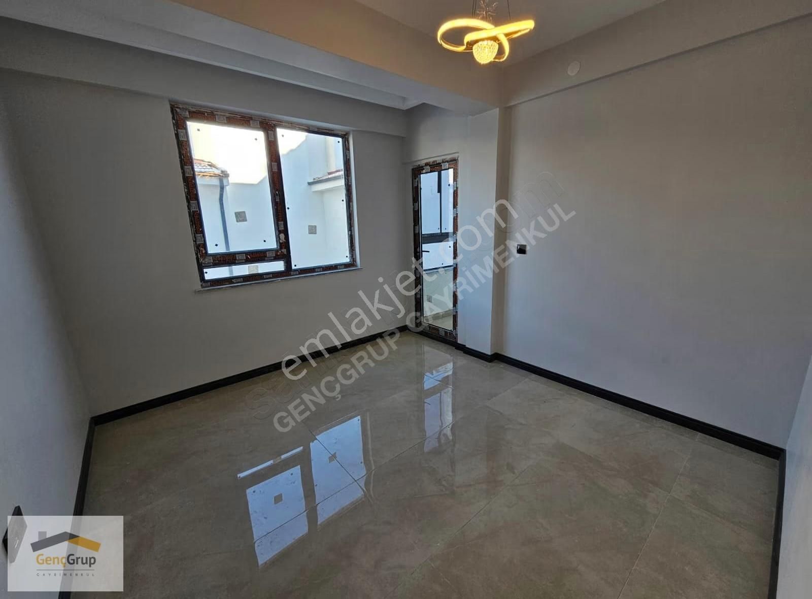 *genç Grup* Batıkent Özel Garajlı Yerden Isıtma E.banyo Lüx 5+1 - Görsel 12