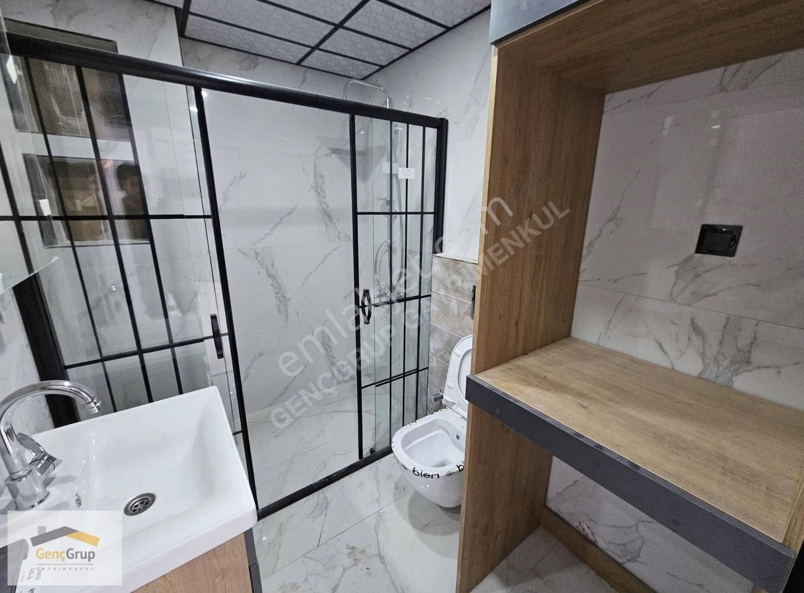 *genç Grup* Batıkent Özel Garajlı Yerden Isıtma E.banyo Lüx 5+1 - Görsel 21