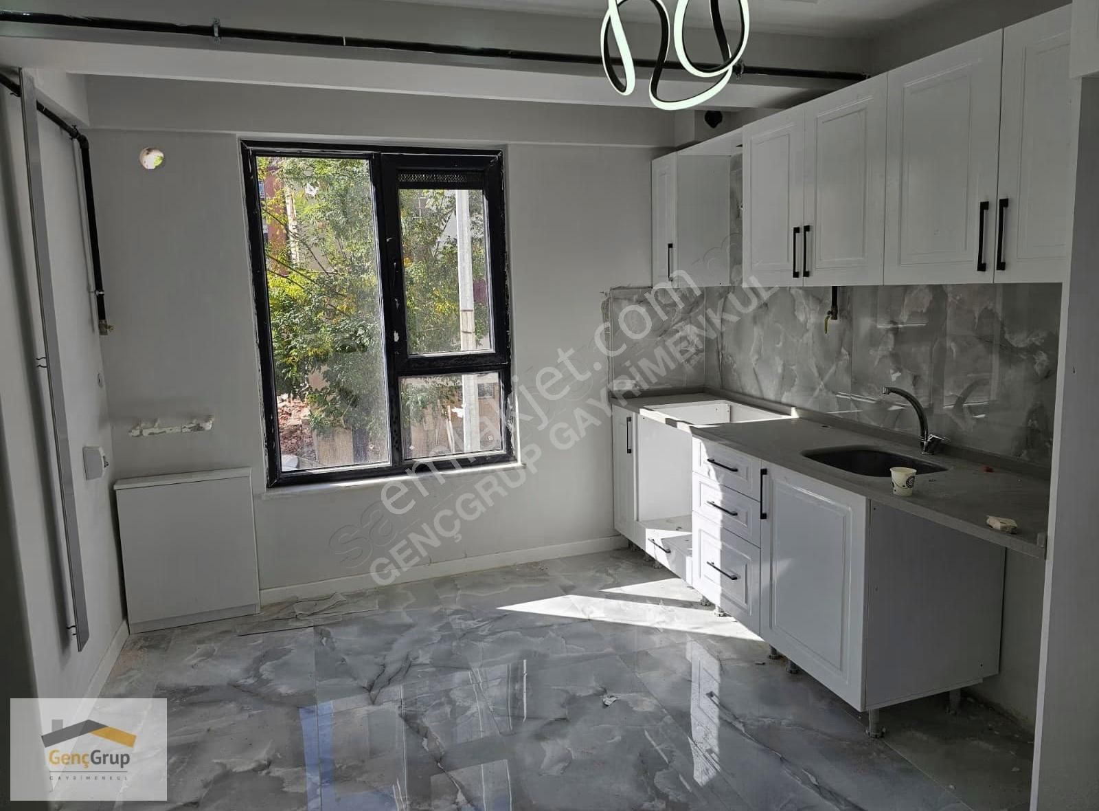 *genç Grup* Bahçelievler Mah Anadolu Üni, Espark Yakını Lüx 2+0 - Görsel 12