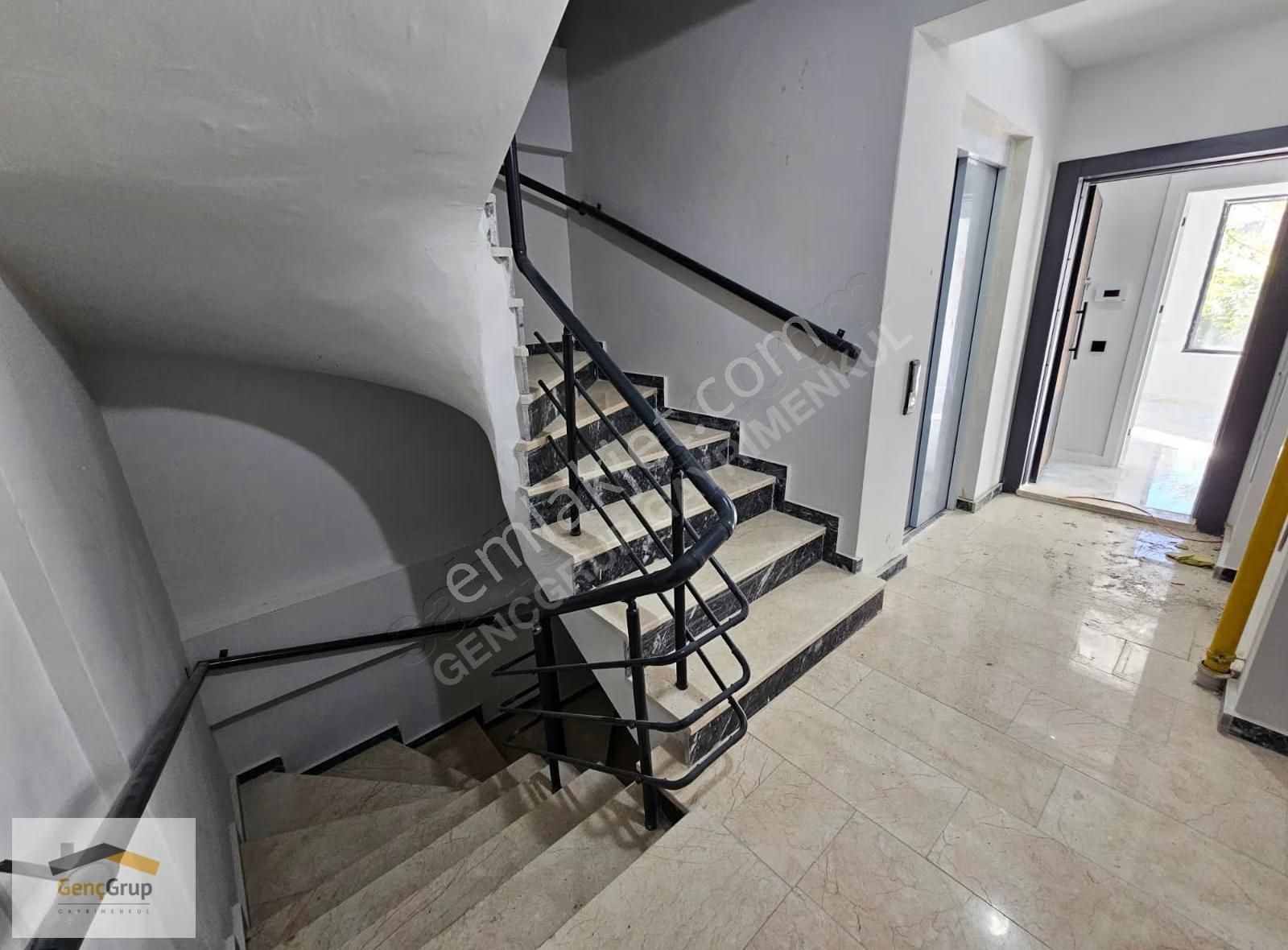 *genç Grup* Bahçelievler Mah Anadolu Üni, Espark Yakını Lüx 2+0 - Görsel 6