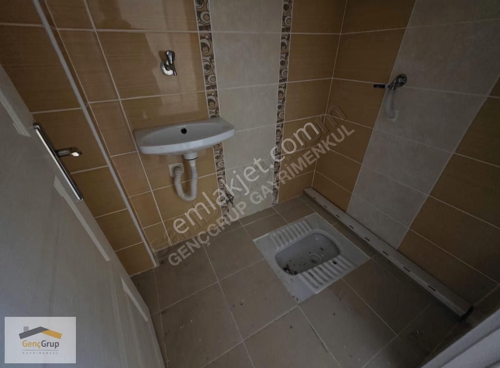 *genç Grup*fatih Mah Derman Cad Yakını İskanlı Asansörlü 2+1 - Görsel 3