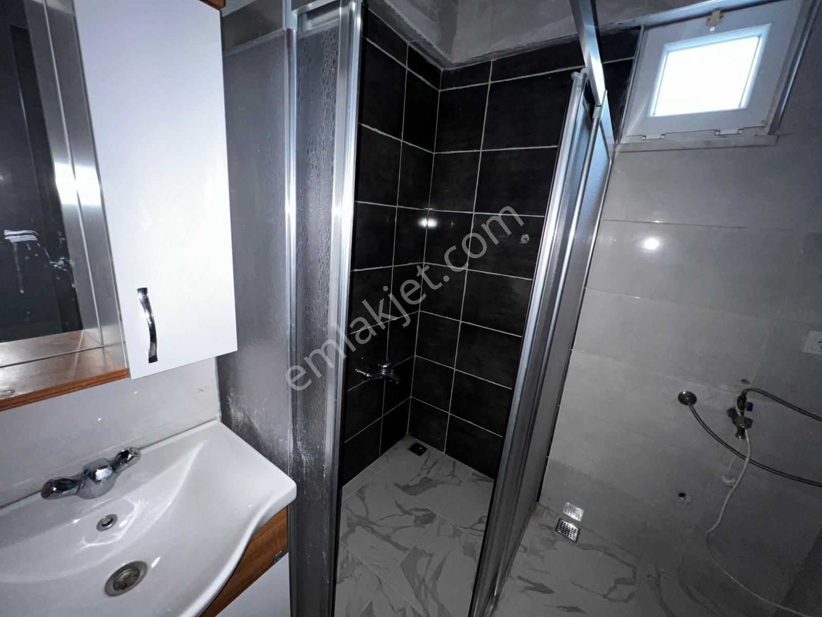 Alanya Gülllerpınarı Kiralık 2+1 Boş Daire ! - Görsel 9