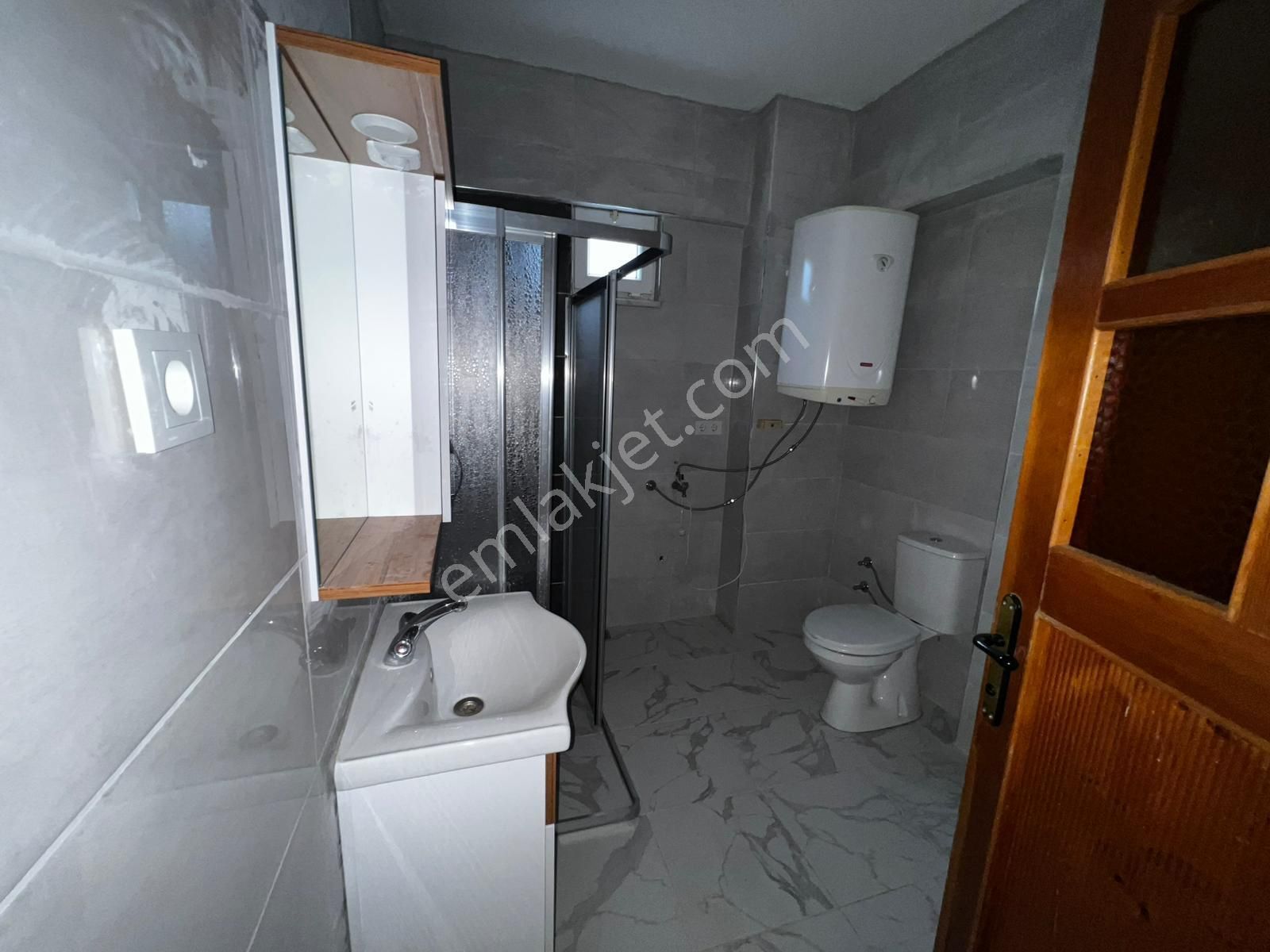 Alanya Gülllerpınarı Kiralık 2+1 Boş Daire ! - Görsel 8