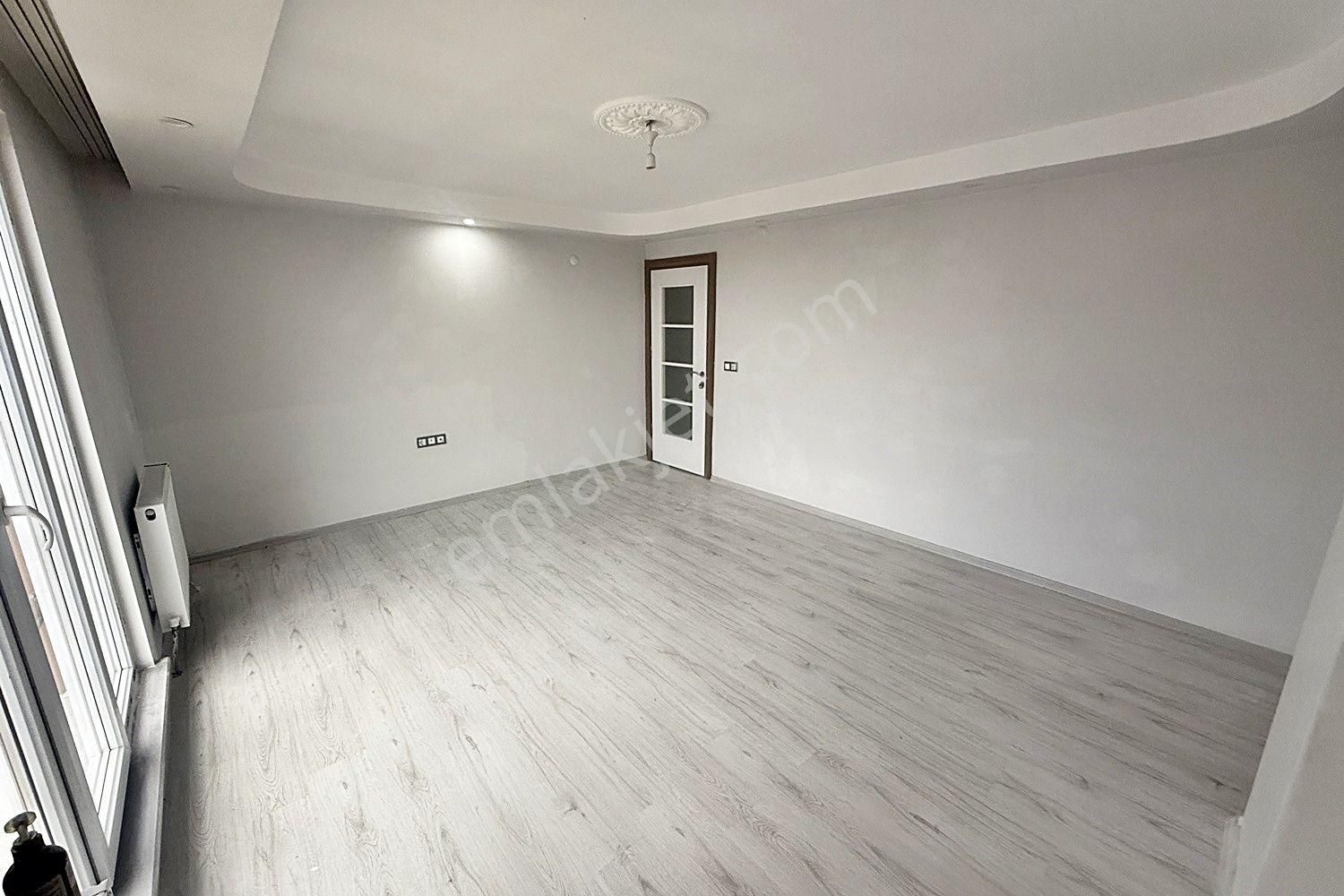 Metin Yapı'dan Cadde Üzeri Ön Cephe Satılık 2+1 Daire!! - Görsel 24