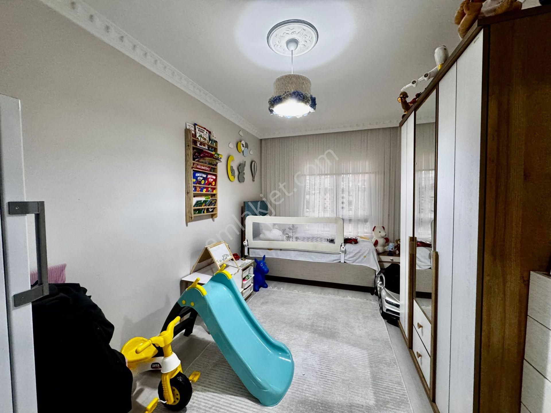 Kalecik Emlak'tan Merkezi Konumda Yapılı Masrafsız Katta 3+1 Daire - Görsel 18