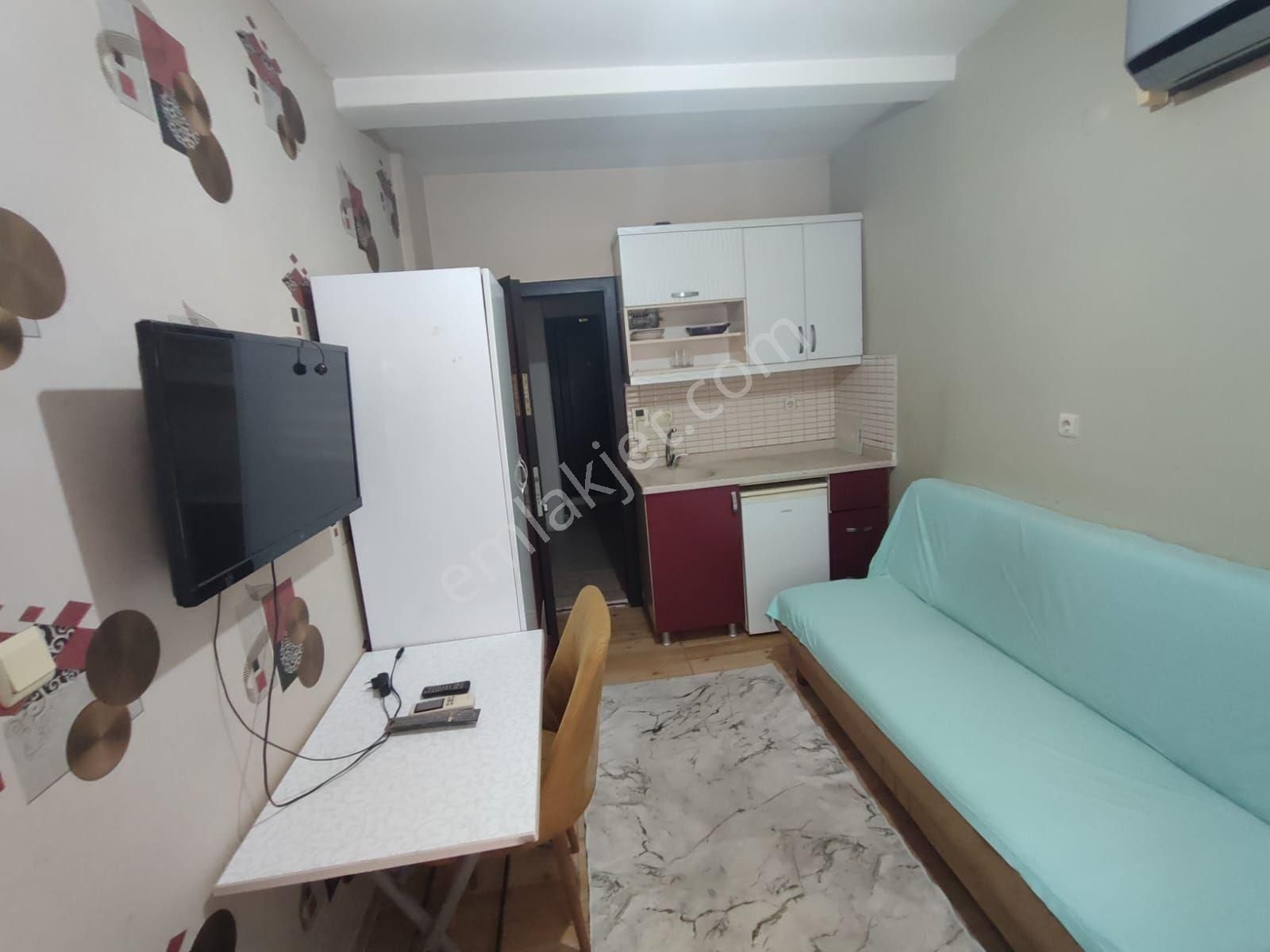 Beyaz Evler Mahallesi Eşyalı Daire 1+0