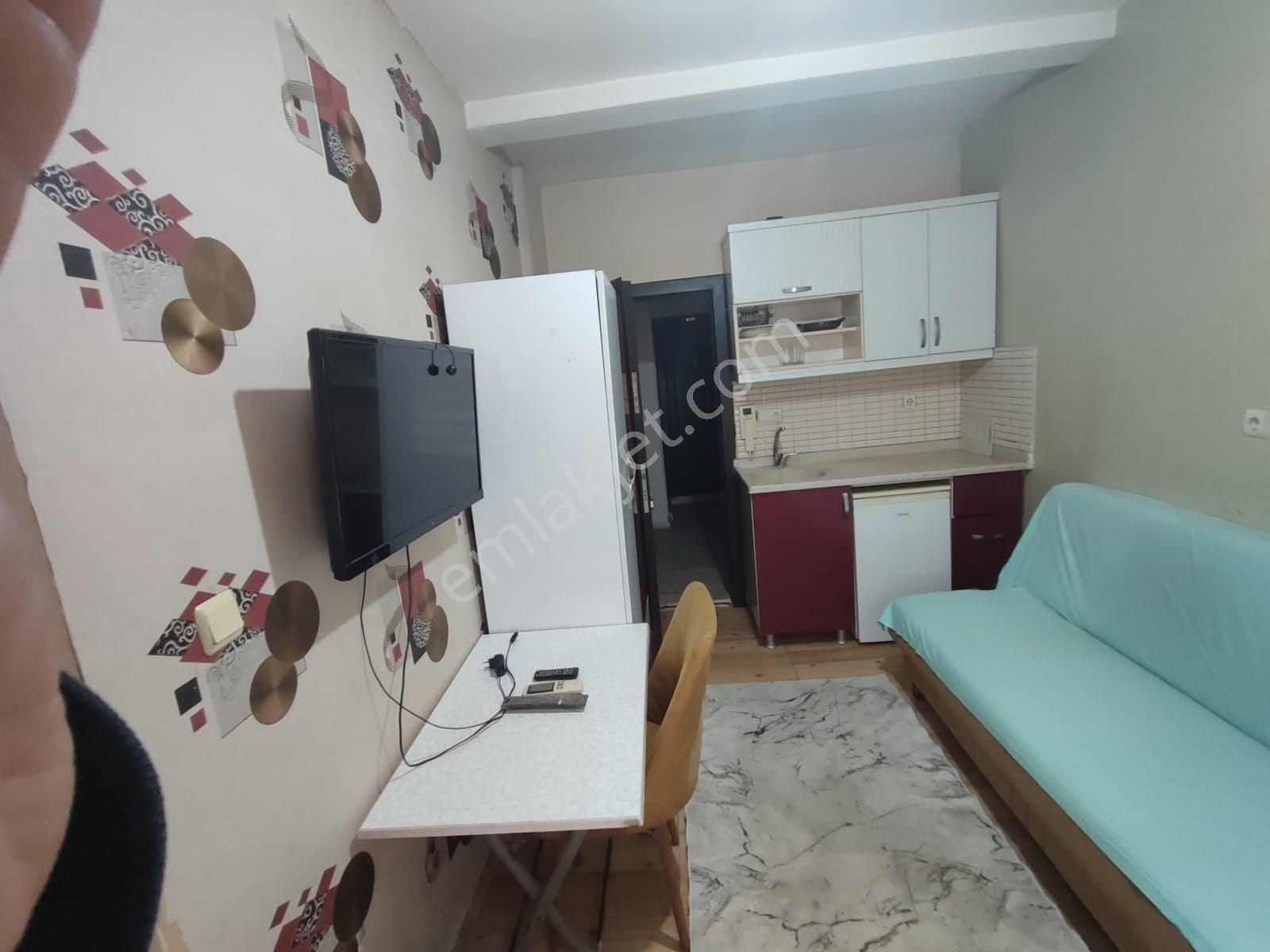 Beyaz Evler Mahallesi Eşyalı Daire 1+0 - Görsel 2