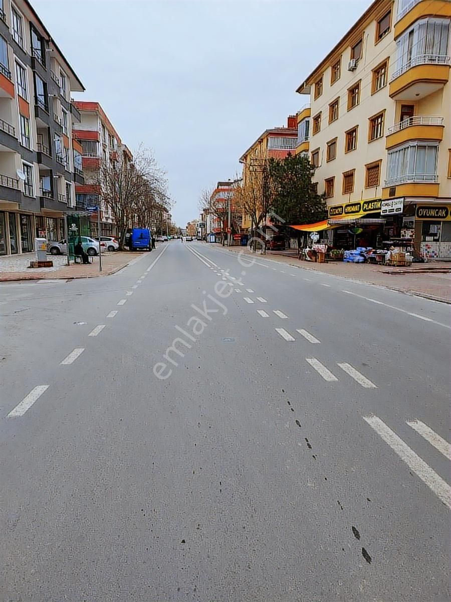 Nakipoğlu Mah.de Keçeciler Cad.si Üzeri 3+1 Arakat Kiralık Daire - Görsel 14