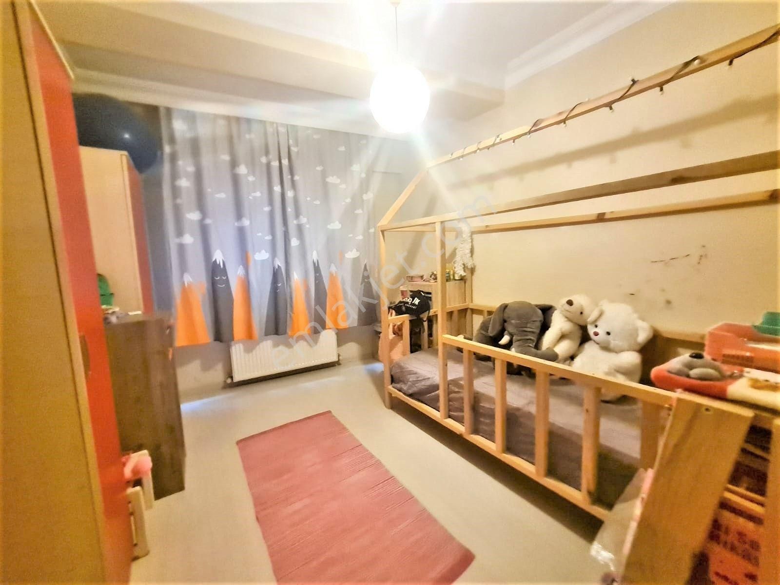 Bahçelievler Siyavuşpaşa E5 Yakını 11 Yıllık Binada 2+1 Satılık - Görsel 12