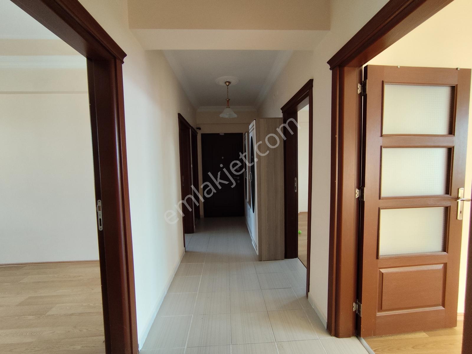 Remax Dem'den Fatih Mahallesi'nde Satılık 3+1 Fırsat Daire - Görsel 9