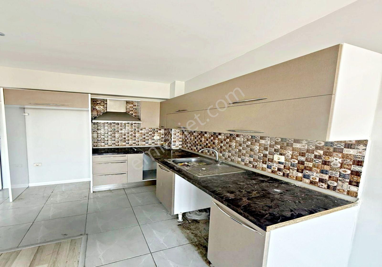 Barbaros Hayrettin Paşa Mah. Site İçi 1+1 Arakat Metrobüse 9 Dk Mesafe Daire - Görsel 7