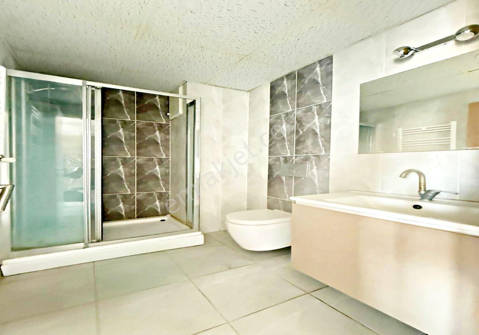 Barbaros Hayrettin Paşa Mah. Site İçi 1+1 Arakat Metrobüse 9 Dk Mesafe Daire - Görsel 14