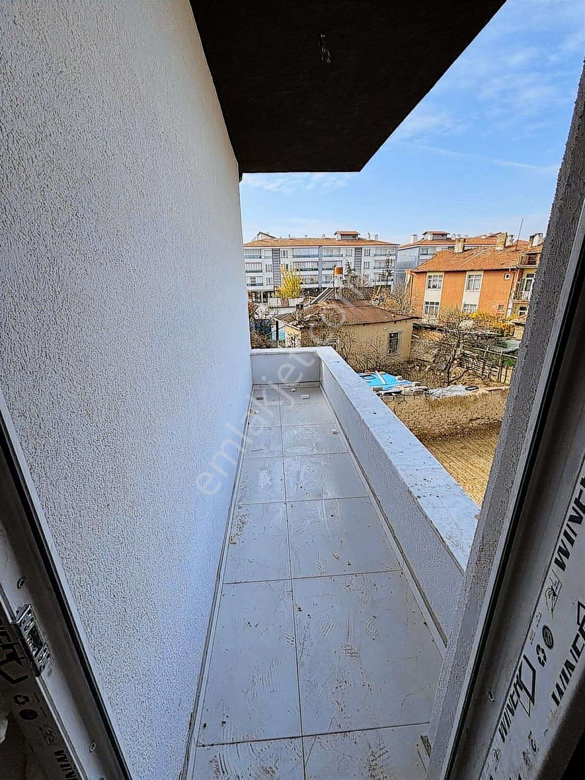 Karaaslanda Cumhuriyet İlkokulu Karşısı 25 Güne Teslim Daire - Görsel 9