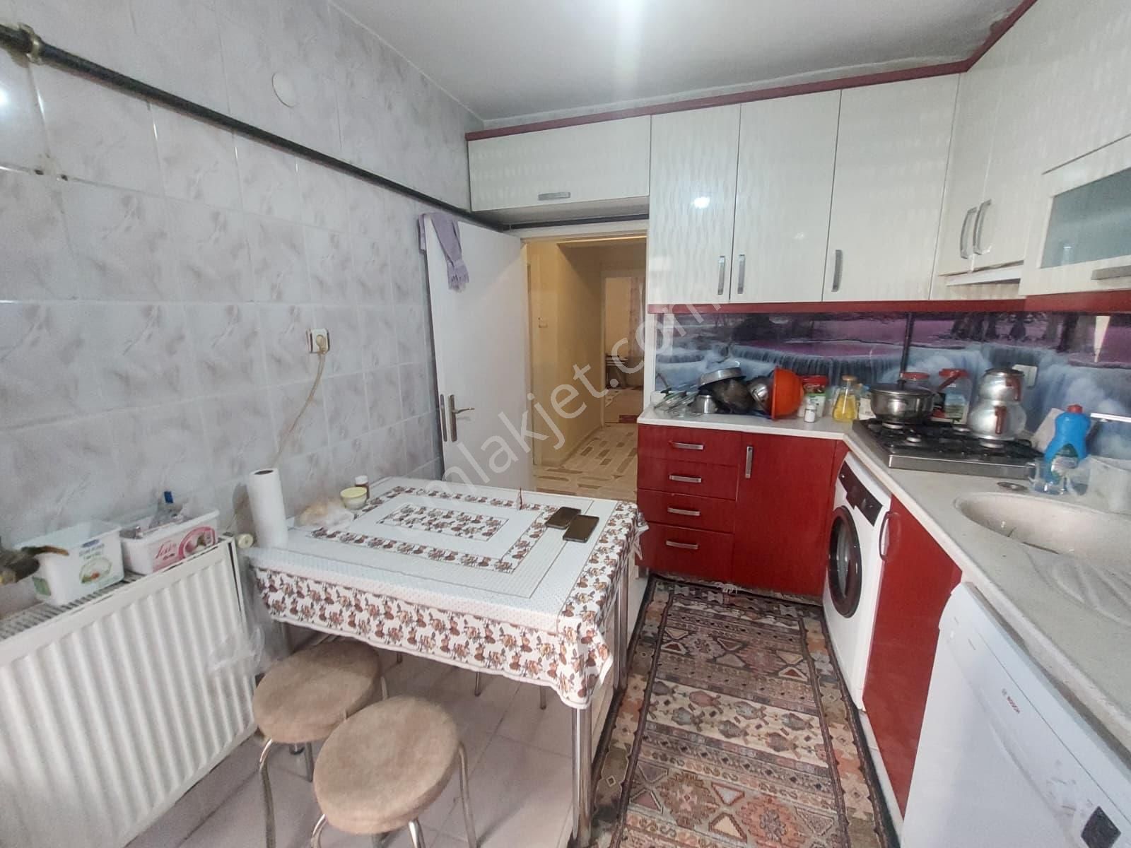 Sincan Selçuklu Mah'de 3+1 Ara Katta Bağımsız Güney Cephe Daire - Görsel 3