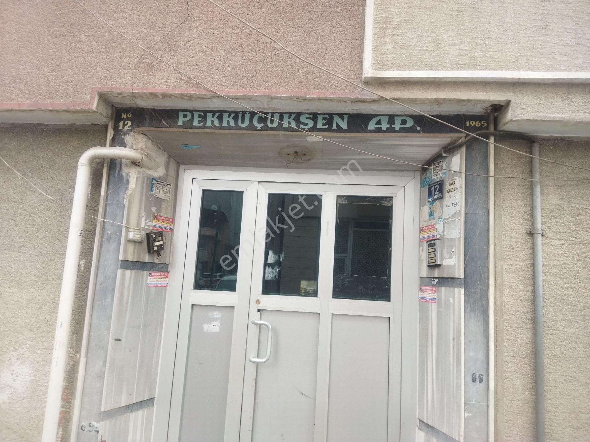 Çarşıda Şemştürbesi Yanı Kiralık 3+1 - Görsel 26