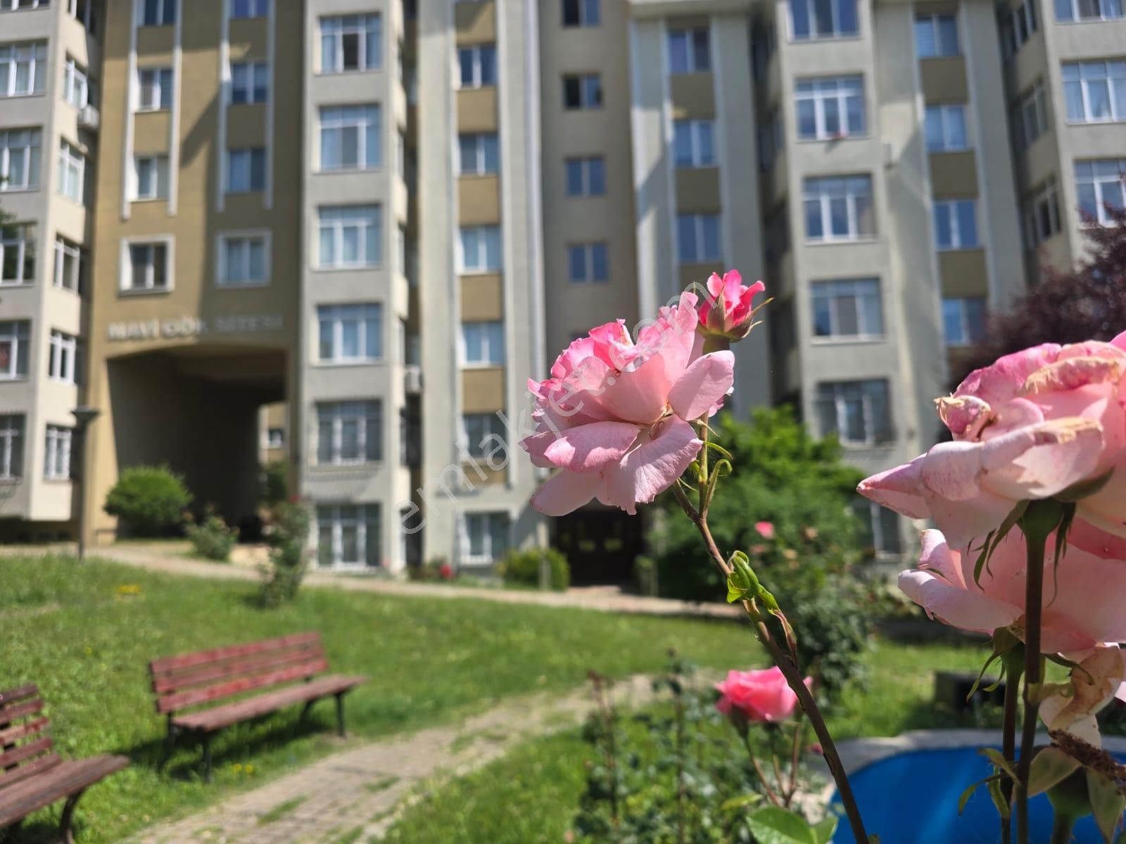 Esenkent Mavi Gök Sitesi'nde Kiralık Daire - Görsel 5