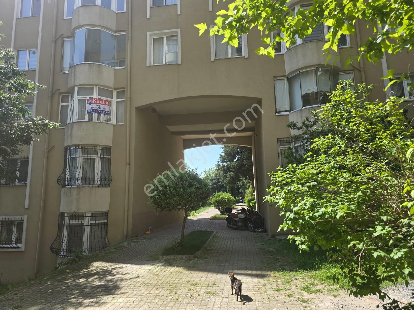 Esenkent Mavi Gök Sitesi'nde Kiralık Daire