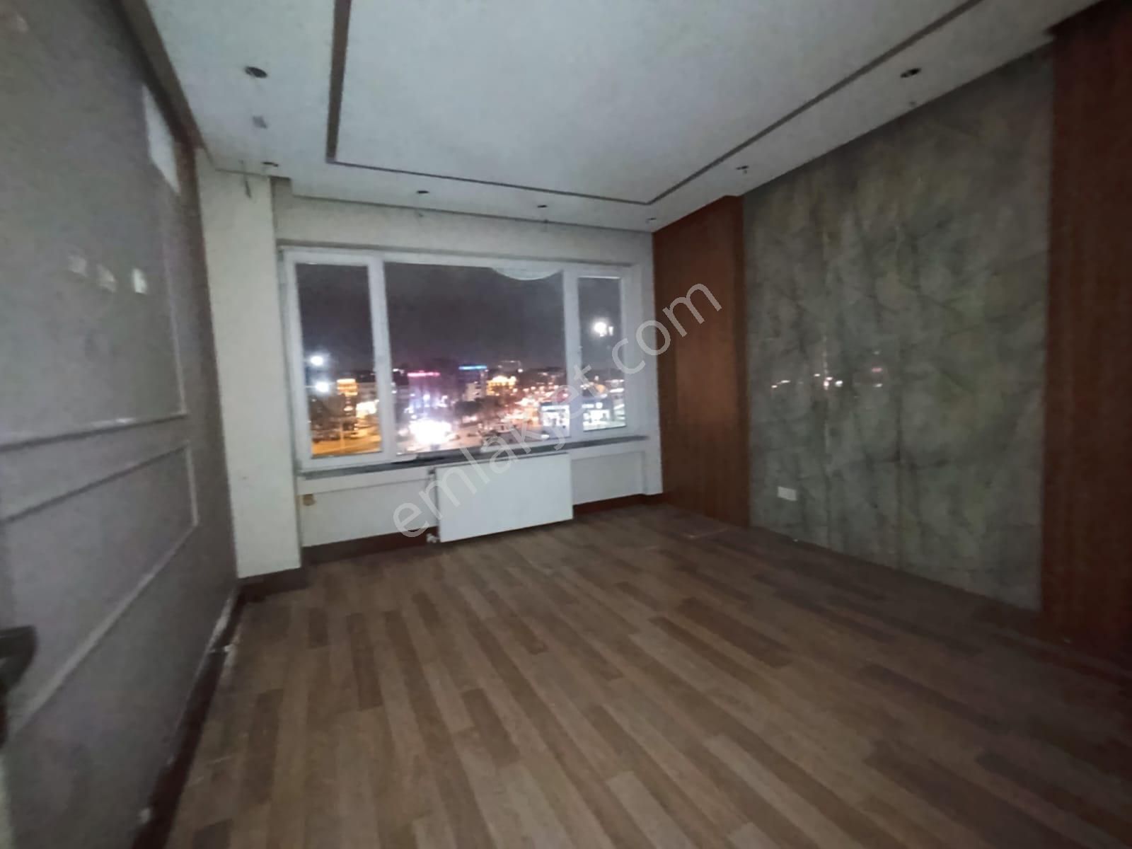 Aksaray İskenderpaşa Mahallesi Metro Yanı 2+1 Kiralık Ofis Katı - Görsel 11