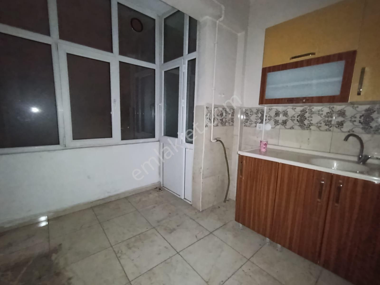 Aksaray İskenderpaşa Mahallesi Metro Yanı 2+1 Kiralık Ofis Katı - Görsel 5
