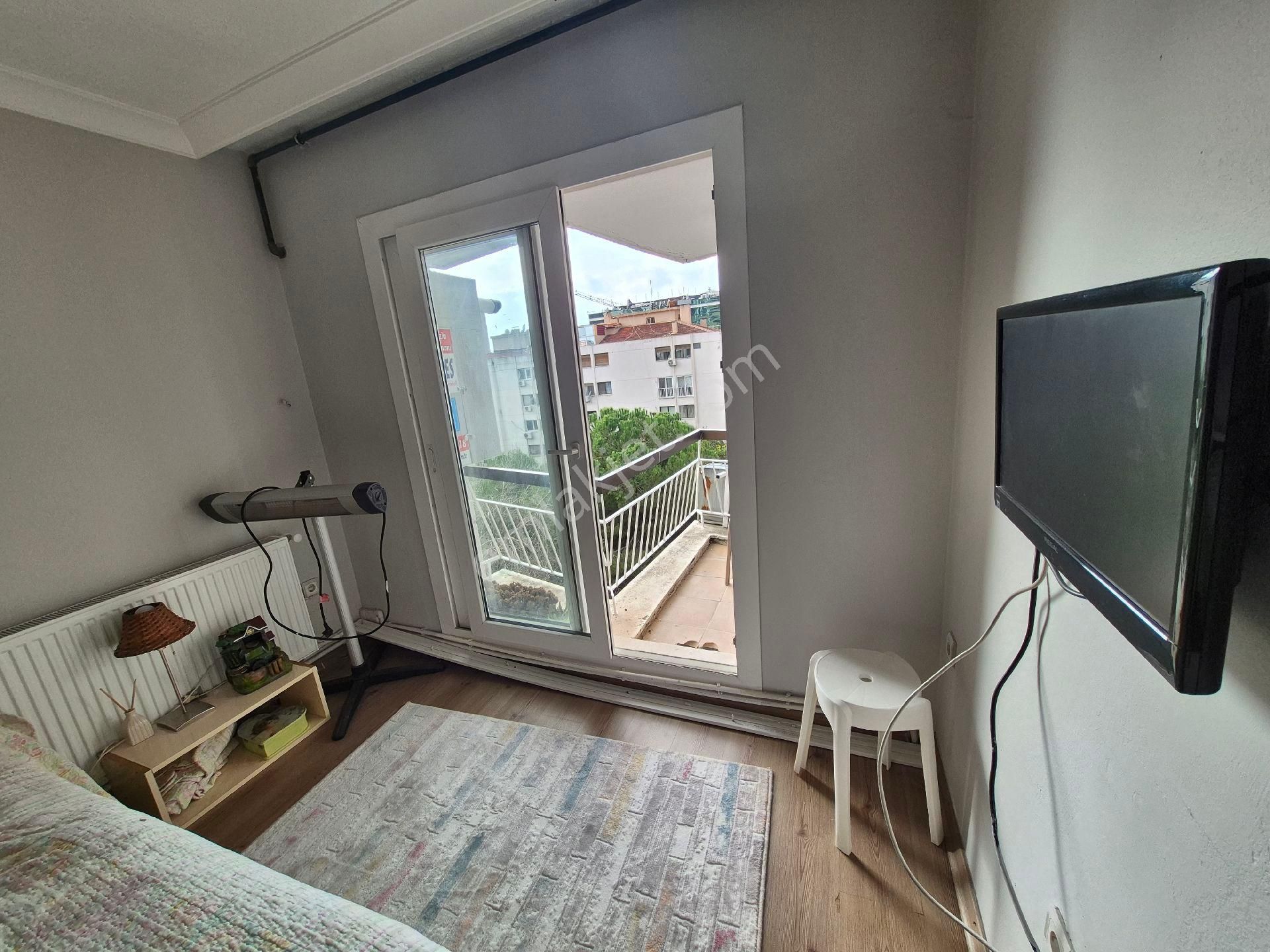 Alsancak Mimar Sinan'da Eşyalı Kiralık 1+1 Daire - Görsel 32