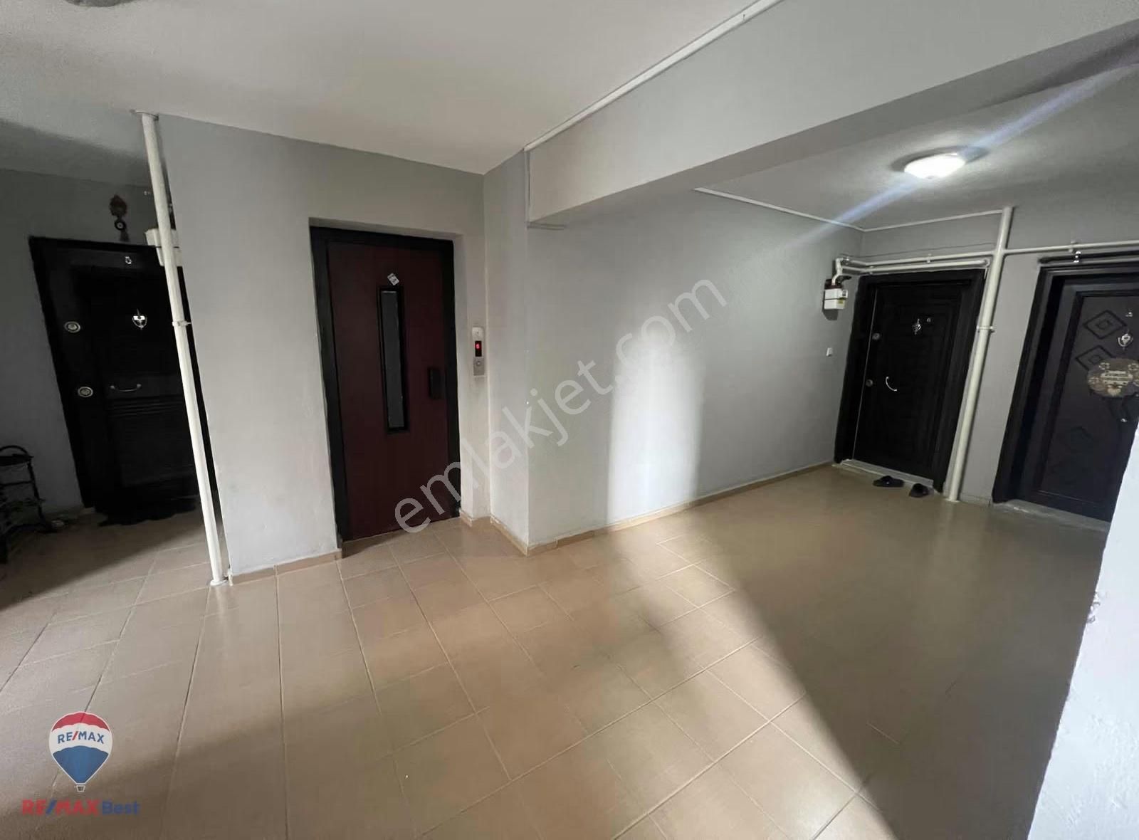 25 Egekent 2 İstiklal Mahallesinde Satılık 3+1 Tadilatlı Daire - Görsel 26