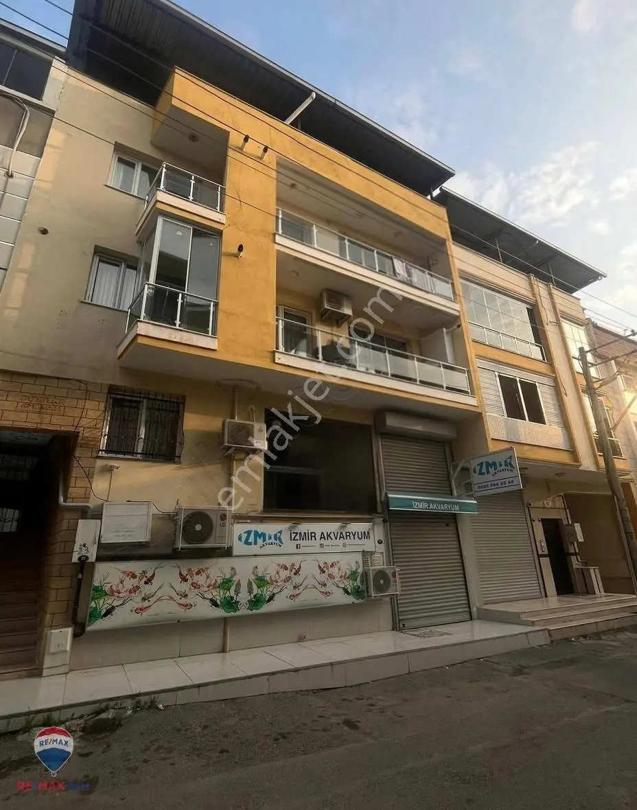 121 Postacılar Mahallesınde Merkezı Konumda Genış 3+1 Daıre