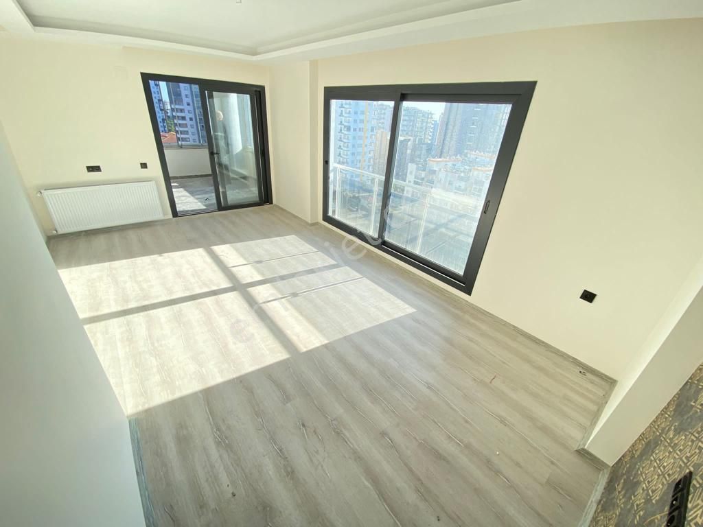 Tece Deniz Mah.de Deniz Manzaralı & Havuzlu & 3+1 & Bağımsız Mutfaklı Kiralık (senelik Ödemeli) - Görsel 3