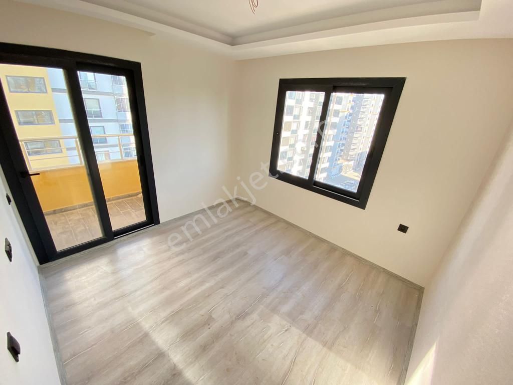 Tece Deniz Mah.de Deniz Manzaralı & Havuzlu & 3+1 & Bağımsız Mutfaklı Kiralık (senelik Ödemeli) - Görsel 4