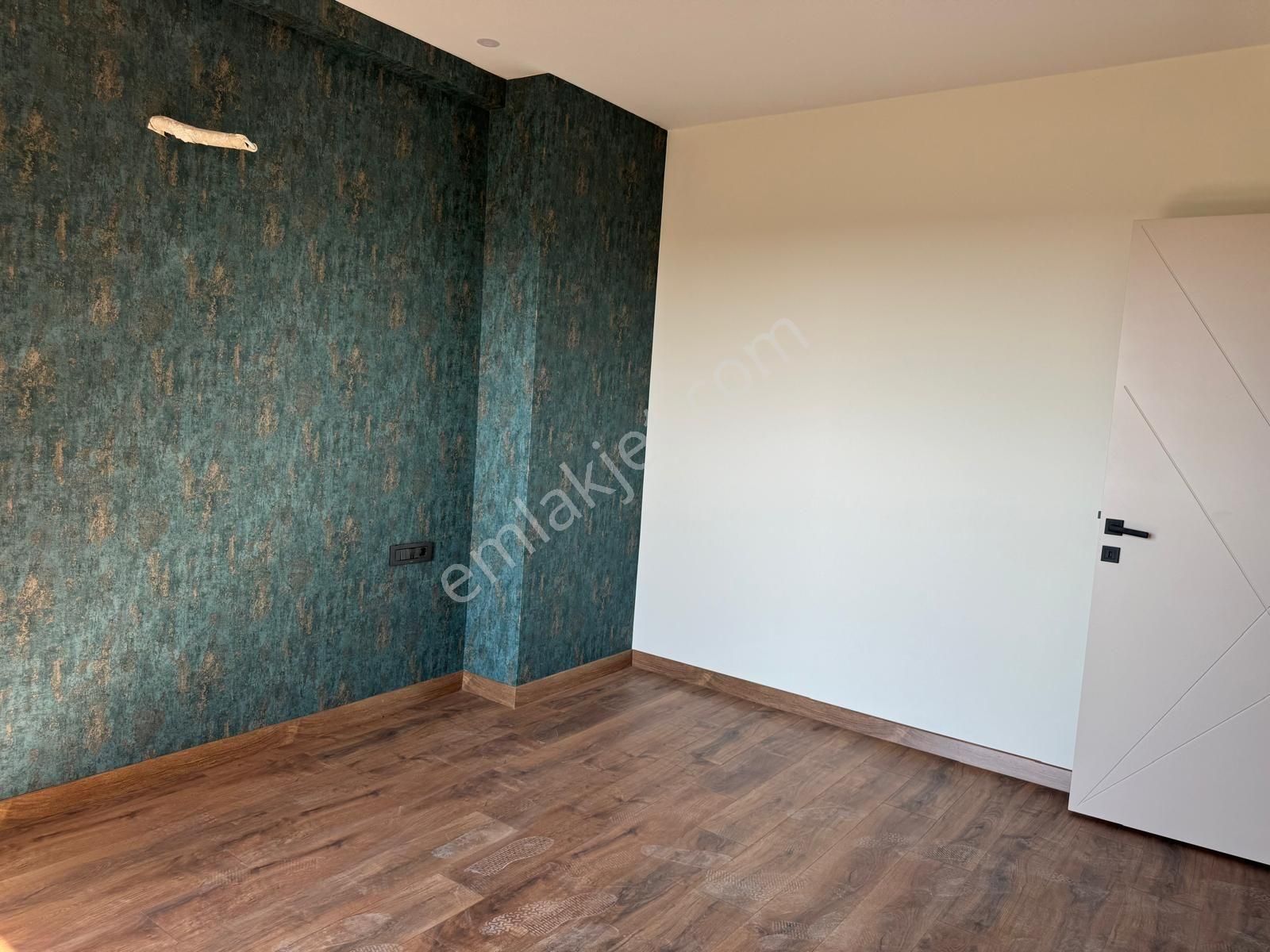 Site İçerisinde Özel Havuzlu 4+1 Satılık Villa - Görsel 14