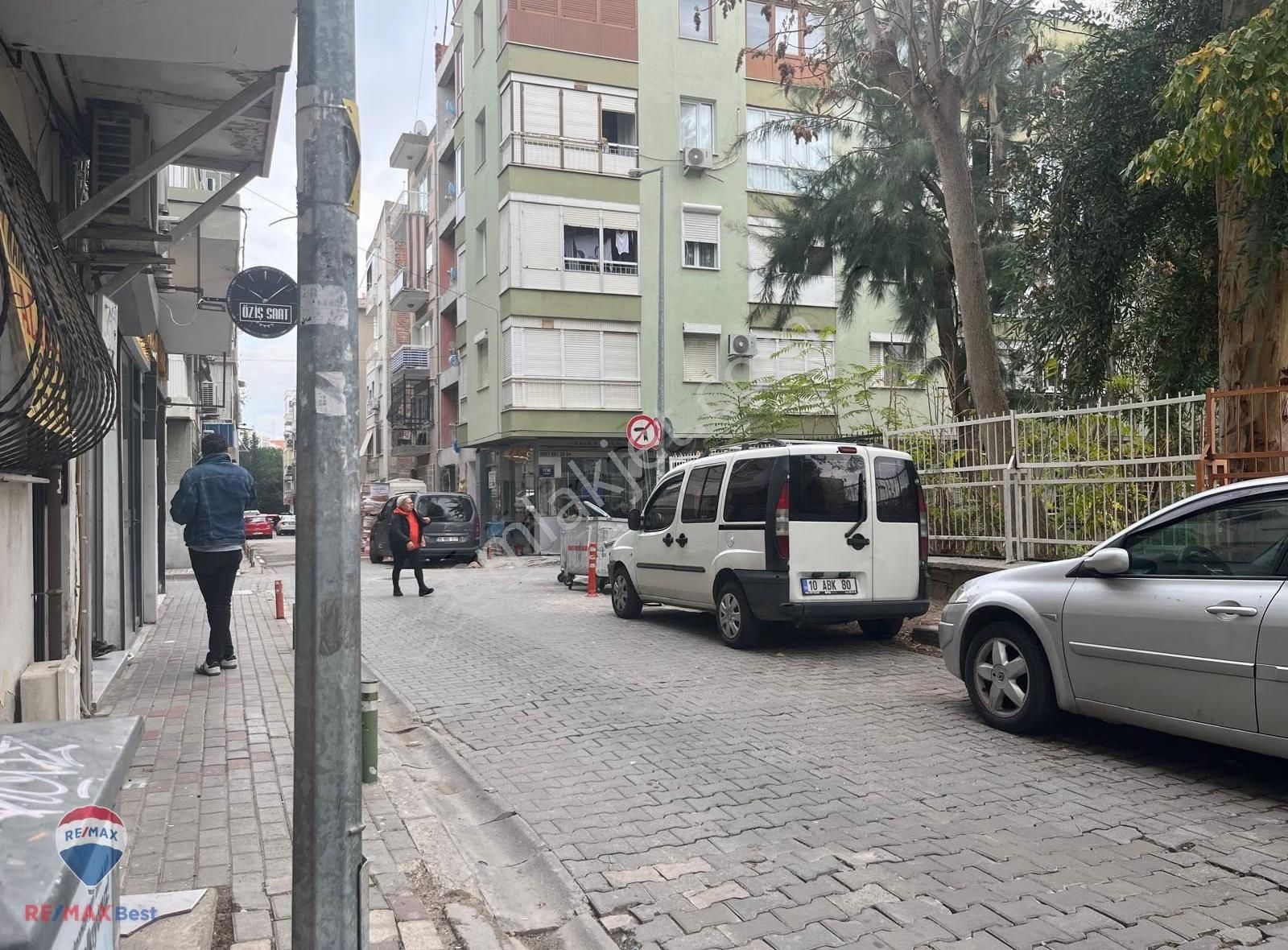 14 Karşıyaka Donanmacı Mahallesın'de 2+1 Ferah Satılık Daıre - Görsel 24