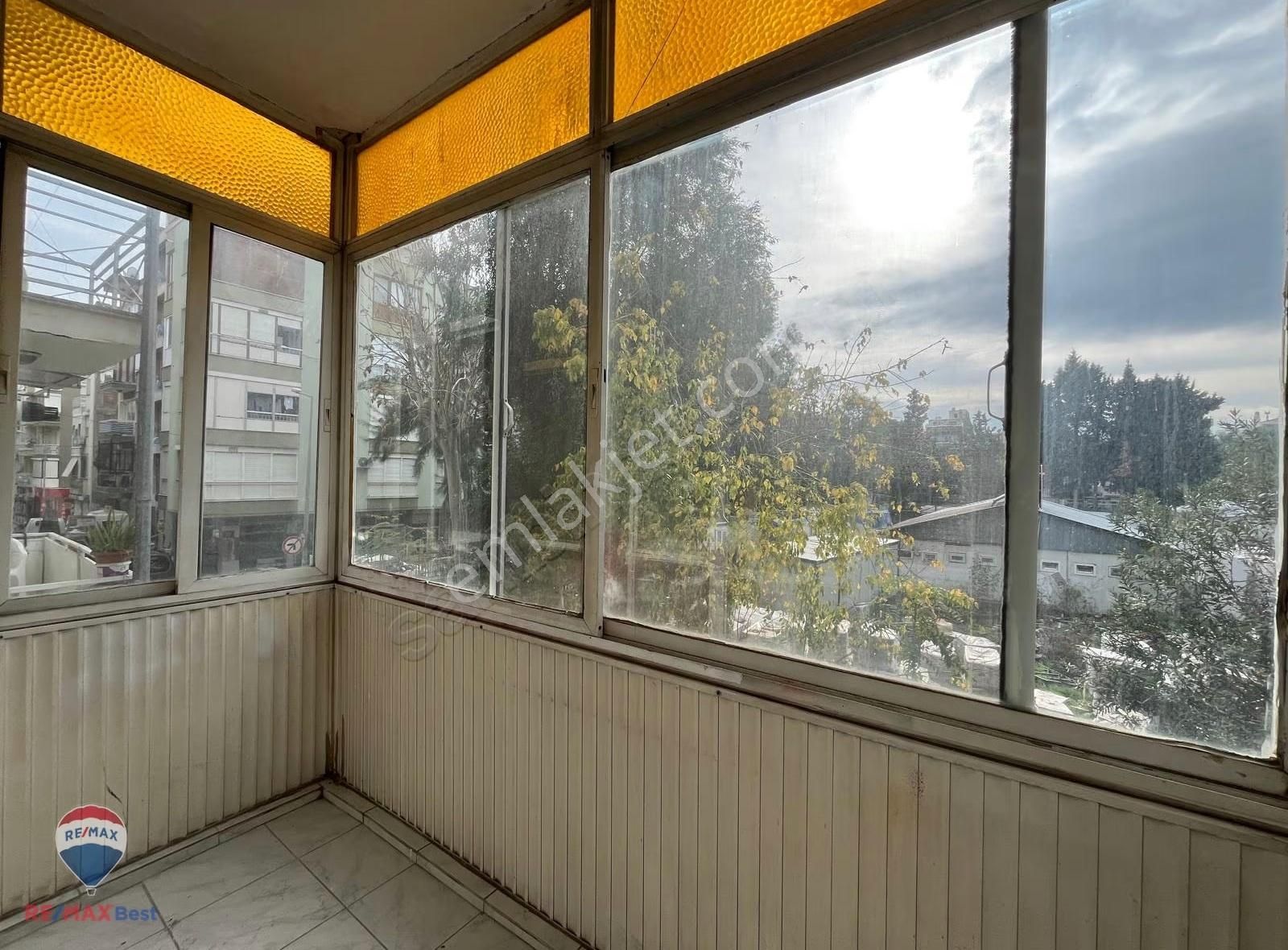 14 Karşıyaka Donanmacı Mahallesın'de 2+1 Ferah Satılık Daıre - Görsel 2