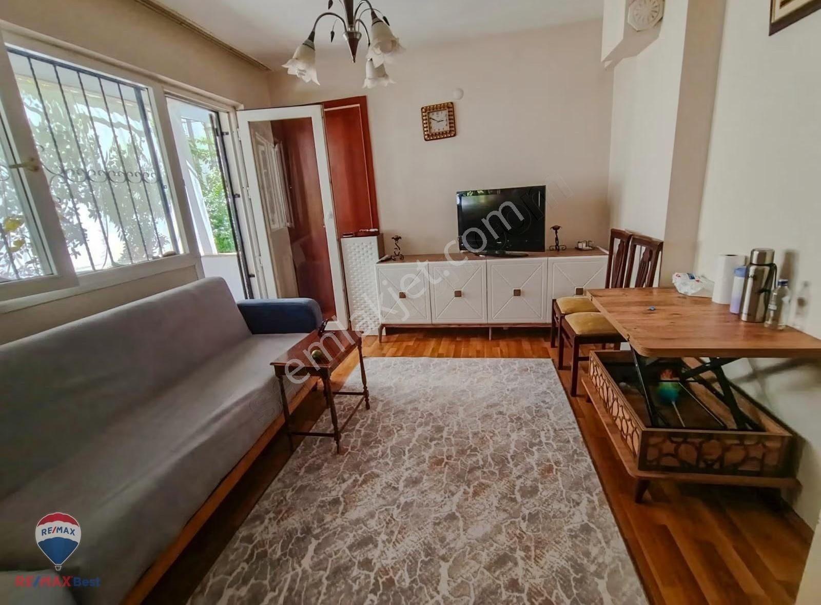 31 Karsıyaka Goncalar Mah. 2+1 Kapalı Mutfak Satılık Daire