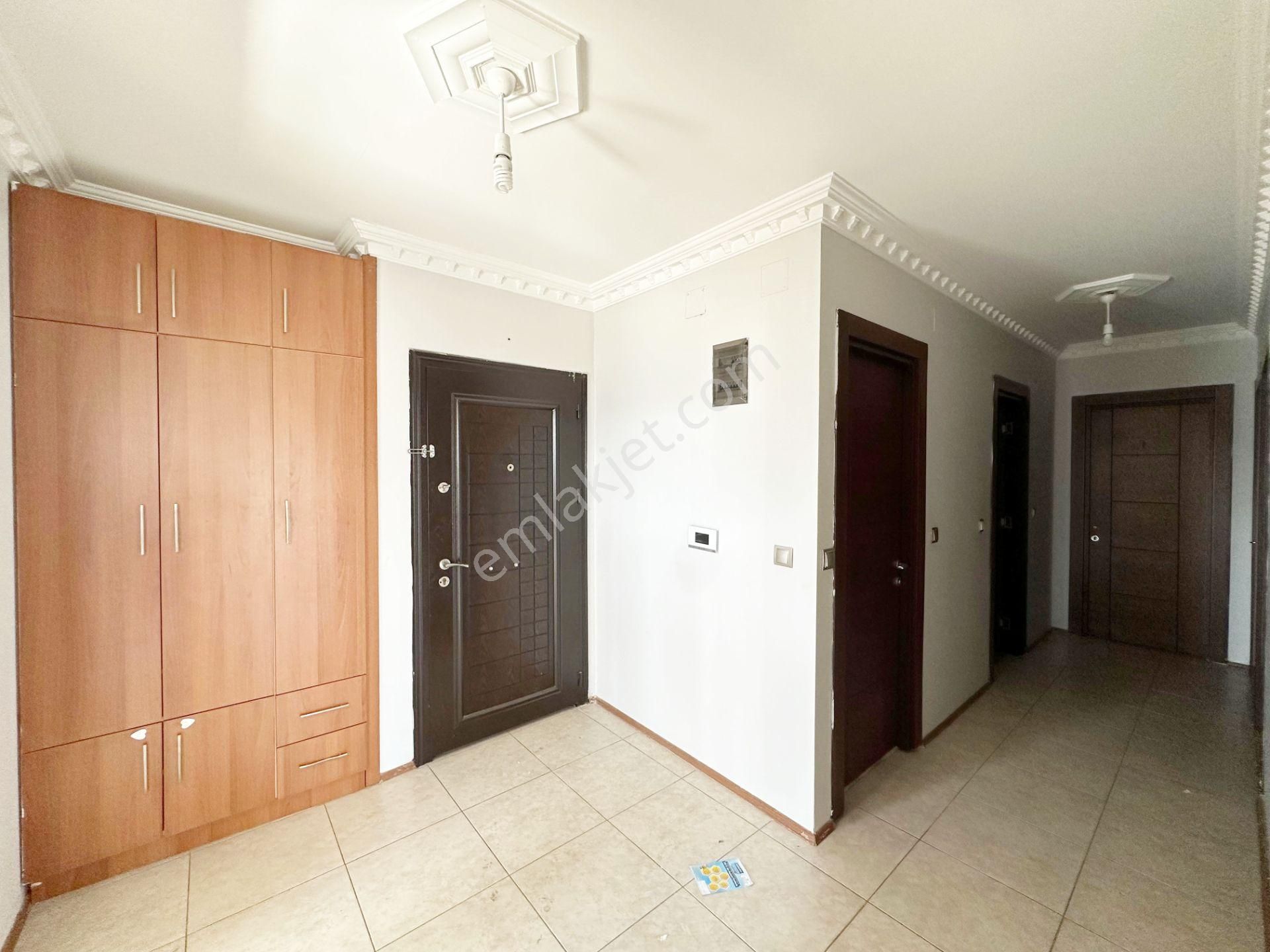 Pınar'da_türkmenbaşı_groseri_civarı_bulvara_yakın_geniş_3+1 - Görsel 15