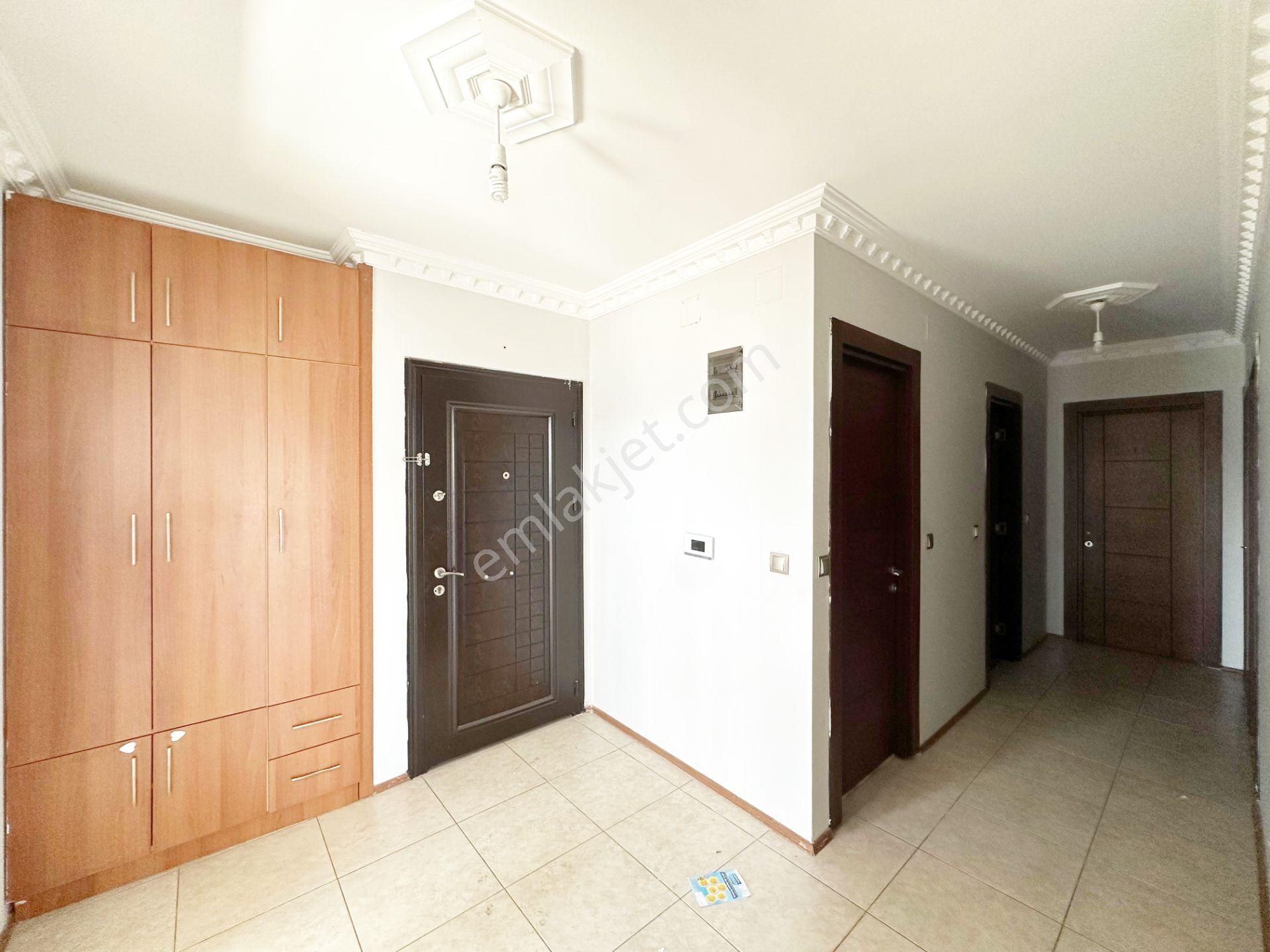 Pınar'da_türkmenbaşı_groseri_civarı_bulvara_yakın_geniş_3+1 - Görsel 18