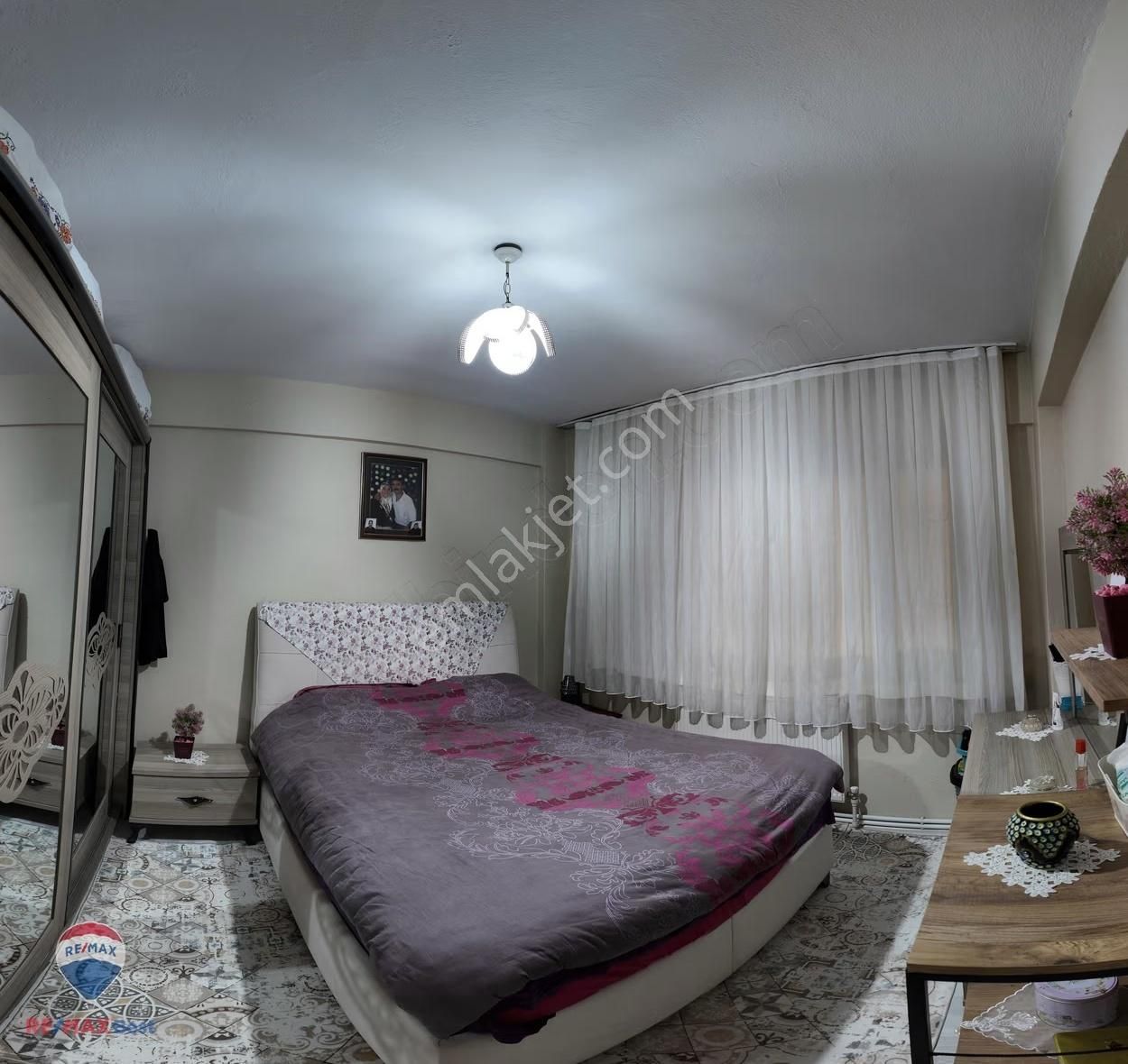 9 Latıfe Hanım'da Masrafsız 3 Katlı Müstakıl Bına - Görsel 12