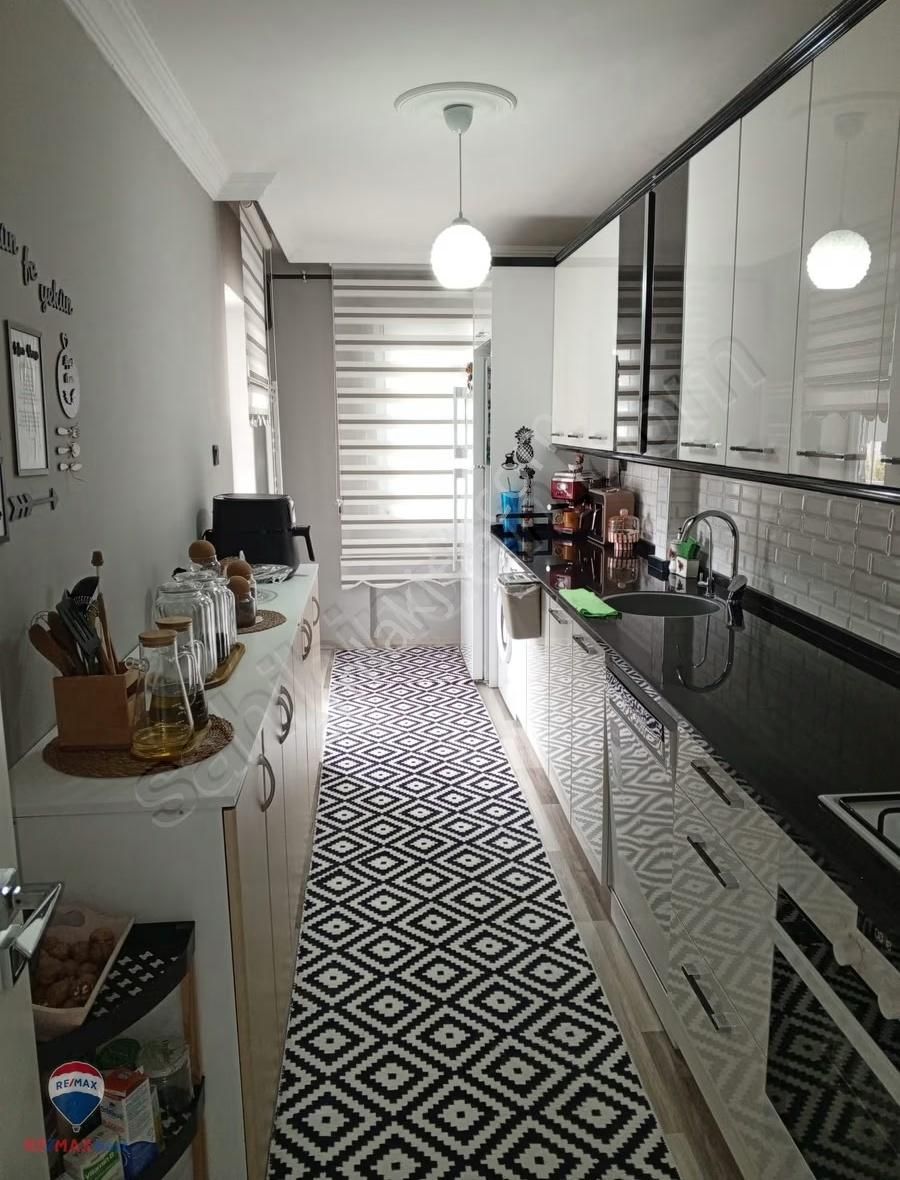 10 Zübeyde Hanım'da Ful Yapılı 3+1 Satılık - Görsel 5