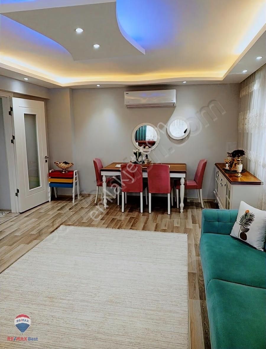 10 Zübeyde Hanım'da Ful Yapılı 3+1 Satılık