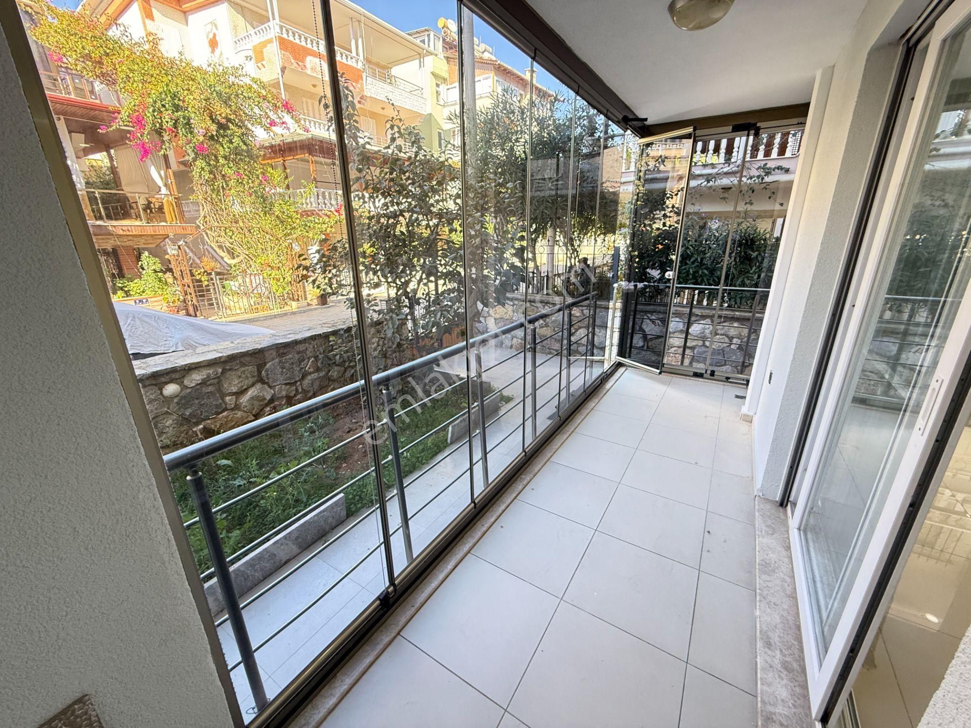 Altınkum Mah. Denize 150 Metre Full Eşyalı 2+1 Ön Cephe Daire - Görsel 27