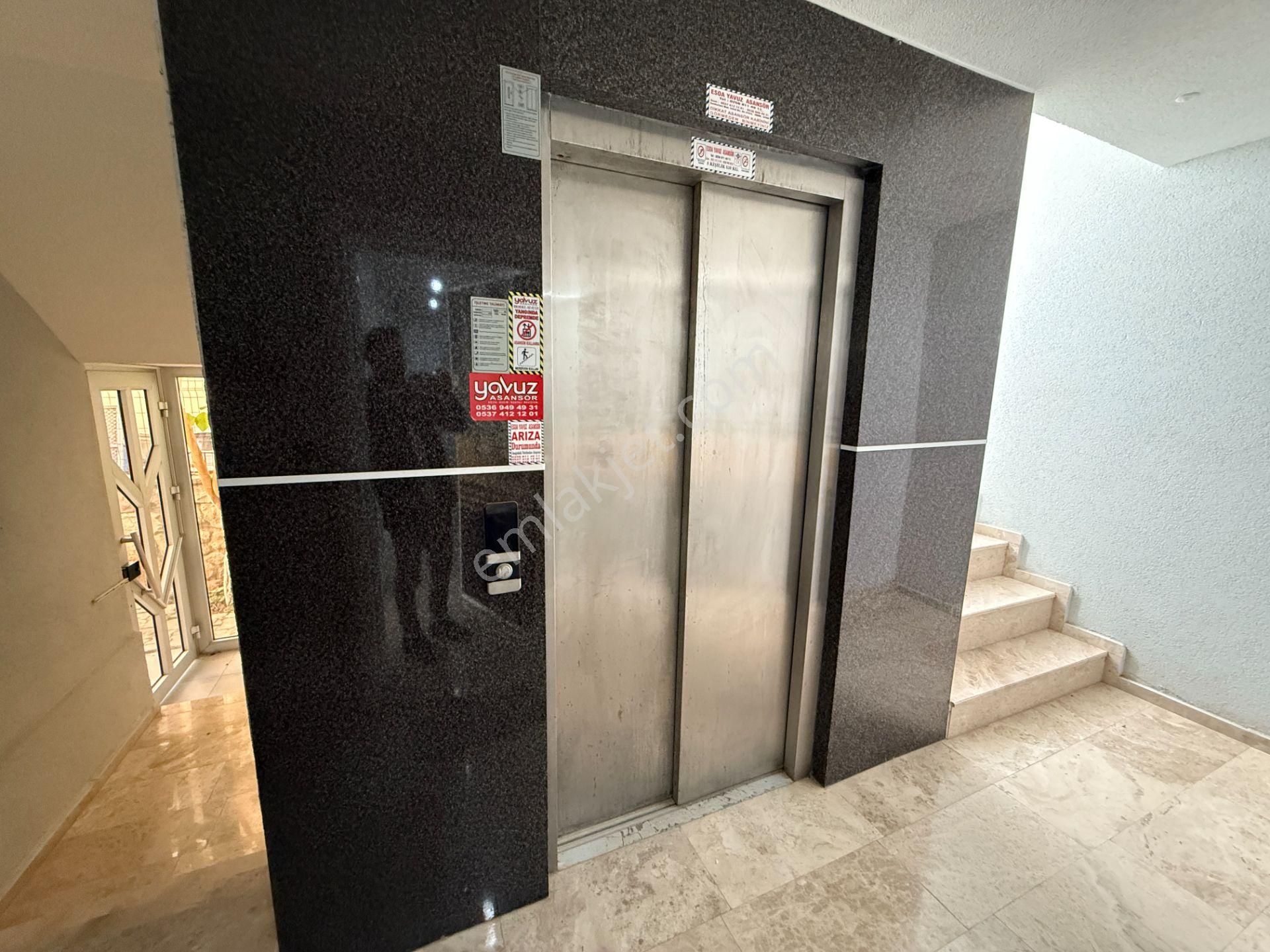 Altınkum Mah. Denize 150 Metre Full Eşyalı 2+1 Ön Cephe Daire - Görsel 31