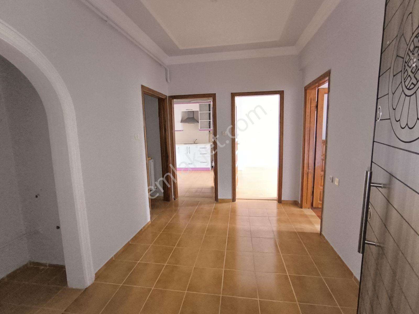 Edis Emlak'tan Kiralık Bafra Altınyaprakta Arakat 3+1 Daire - Görsel 19