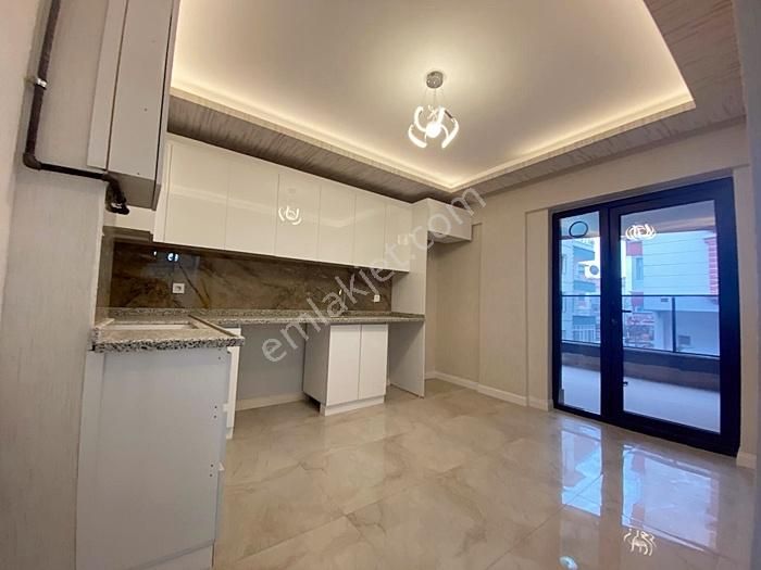 Yenikent Emlak'tan Merkezde Satılık 3+1 Yerden Isıtmalı Dairee - Görsel 11