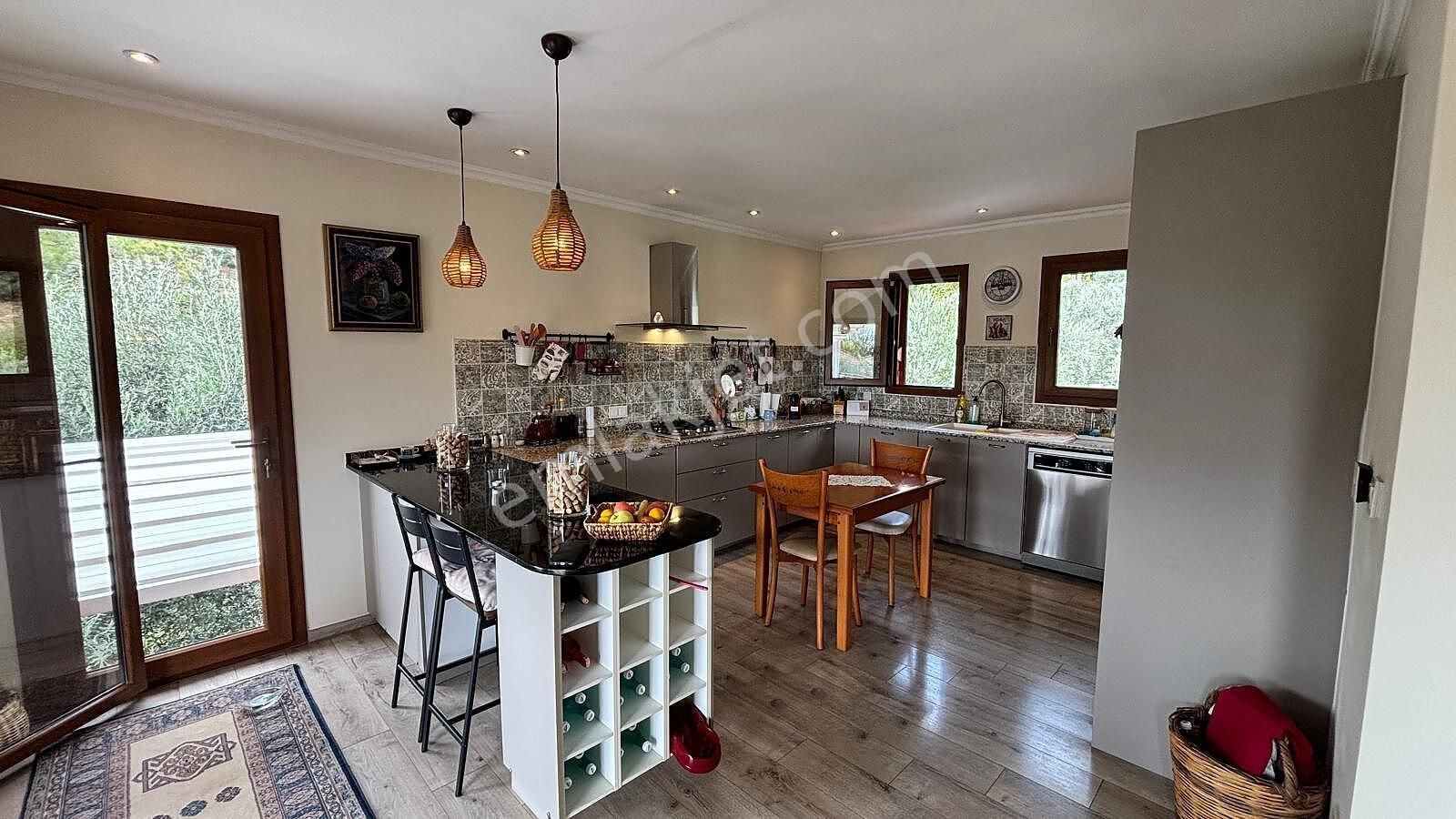 Göcekte Yeşillikler İçinde Havuzlu Müstakil Lüks Villa | Tekce - Görsel 4