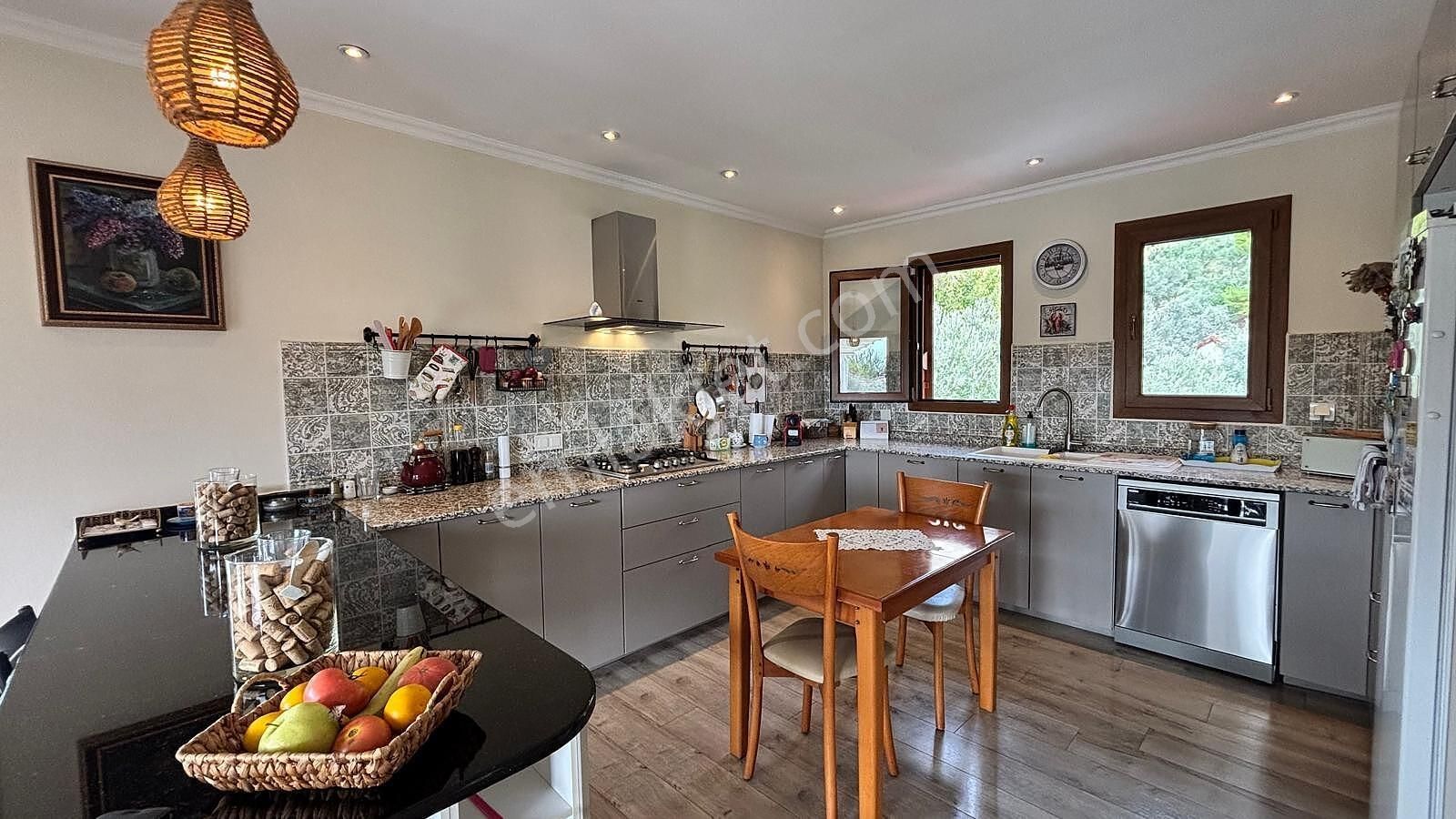 Göcekte Yeşillikler İçinde Havuzlu Müstakil Lüks Villa | Tekce - Görsel 3