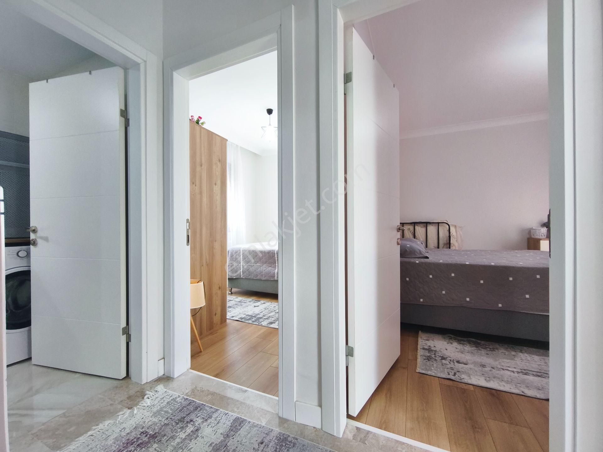 Gömeç Karaağaç’ta Sahile Yakın Havuzlu Sitede Satılık Villa - Görsel 23