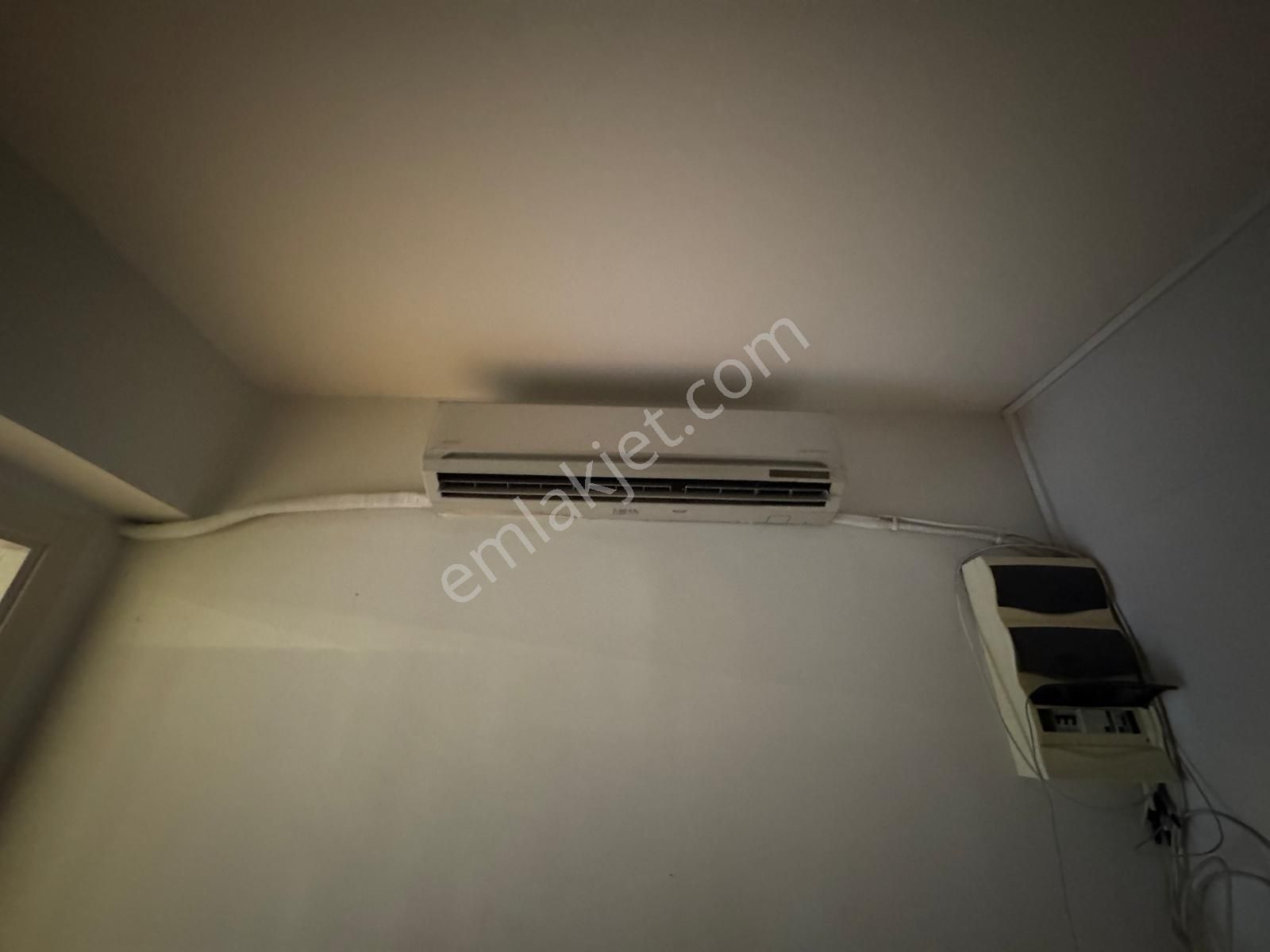 Site İçerisinde Kullanışlı 1+1 Kiralık Ofis - Görsel 12