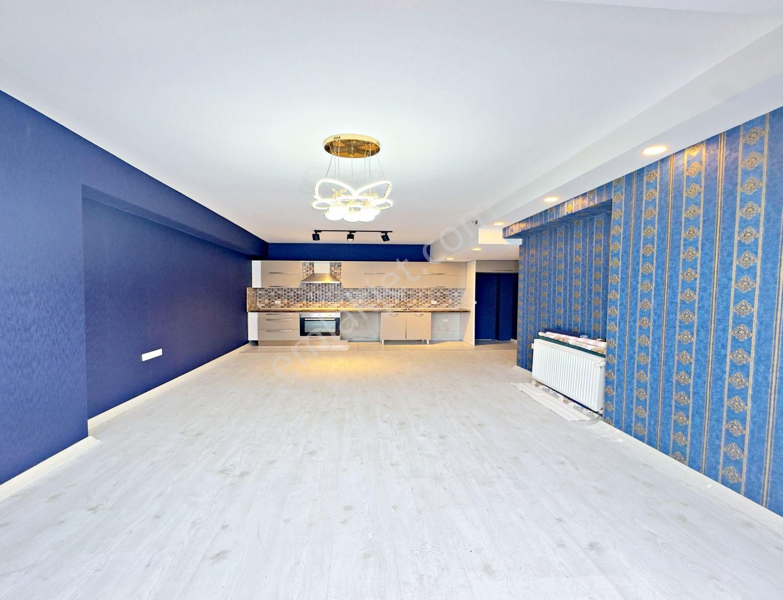 Metrobüse Yürüme Mesafesi Teraslı 2+1 Siteiçi Daire - Görsel 13