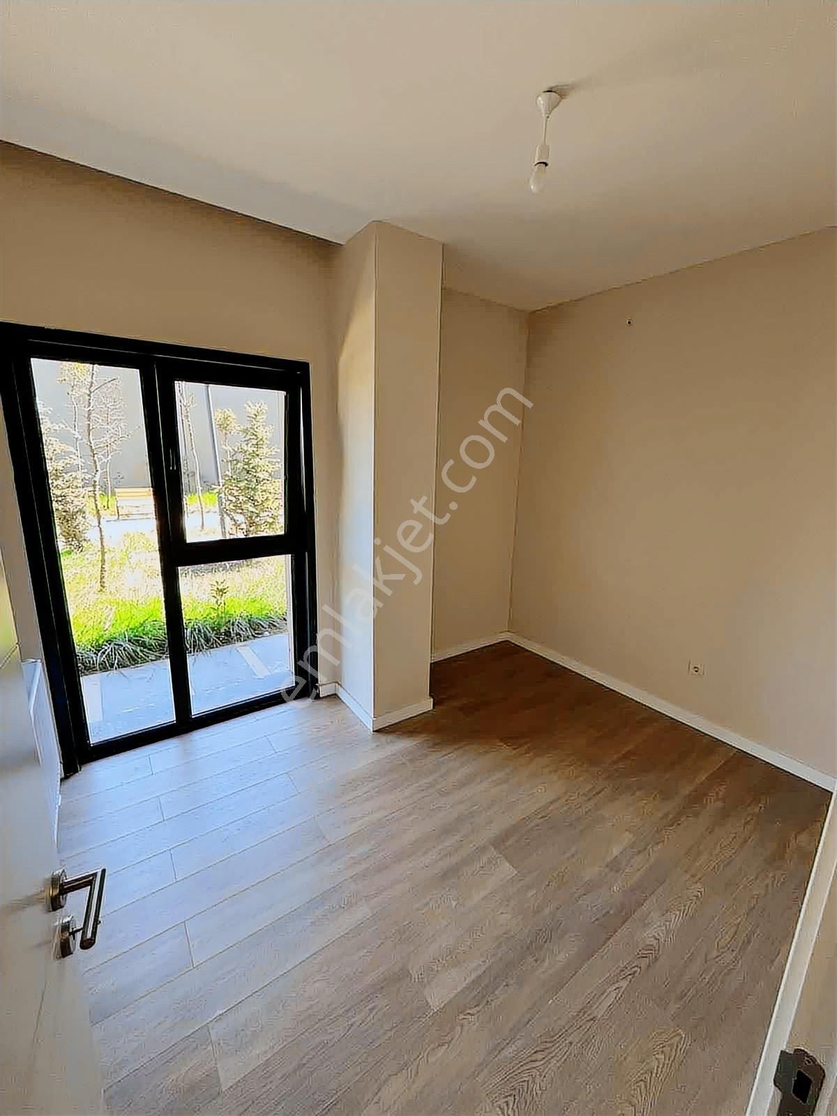 Eles Gayrimenkulden Çamlıca Toki De Satılık 2+1 Bahçe Katı - Görsel 3