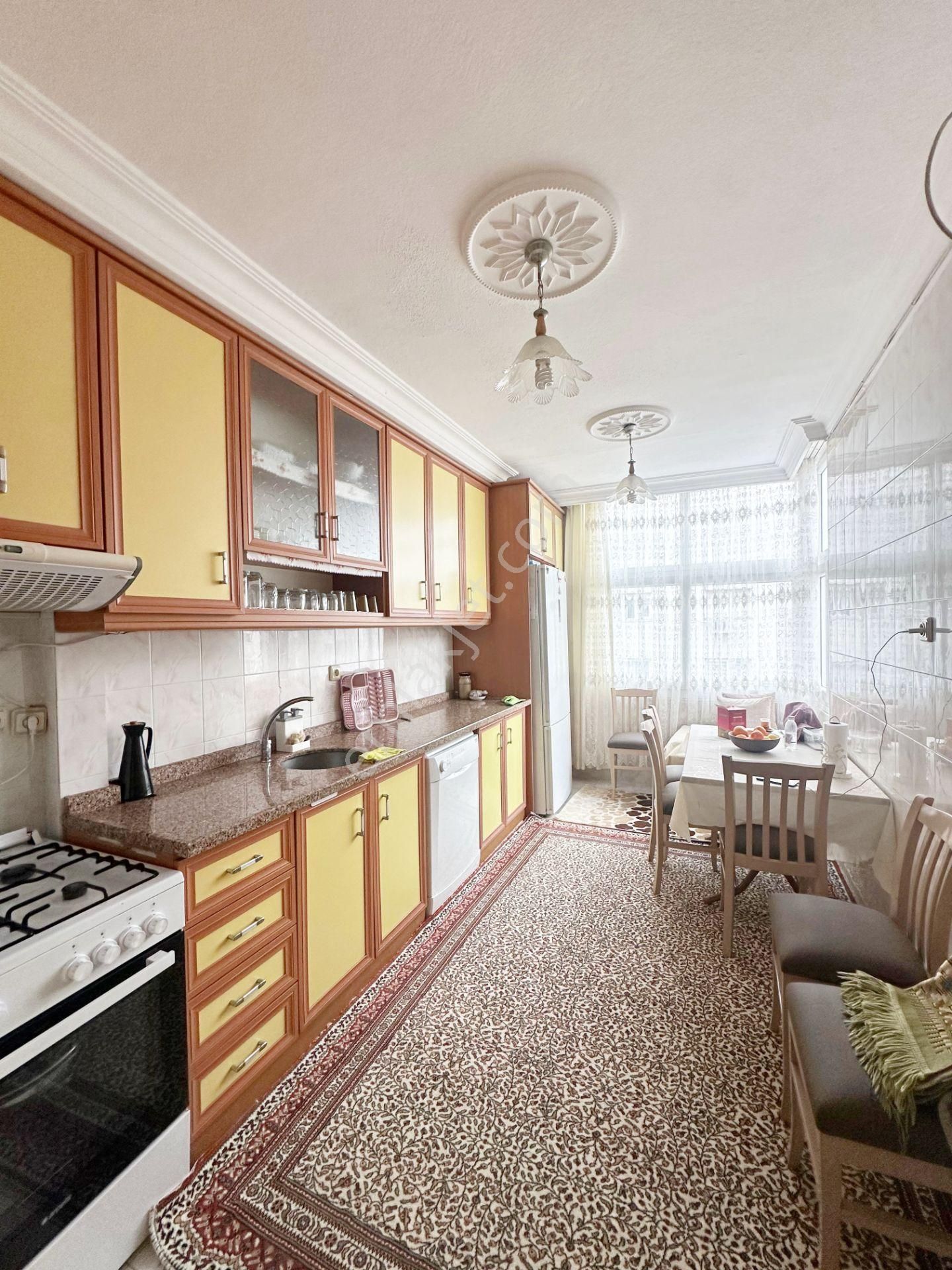 Turgut_özal'da_geniş_oturumlu_kapalı Mutfaklı Cepheleri_açık_3+1 - Görsel 2