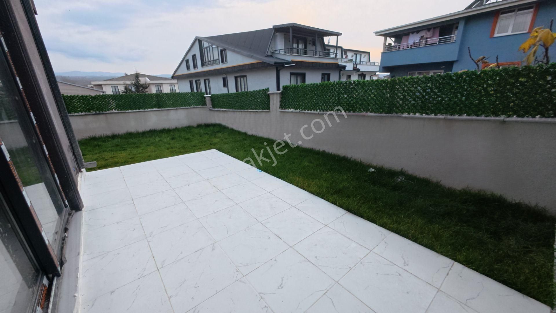 Kocaali De Yalı Mah De Geniş Bahçe 3+1 Villa - Görsel 7